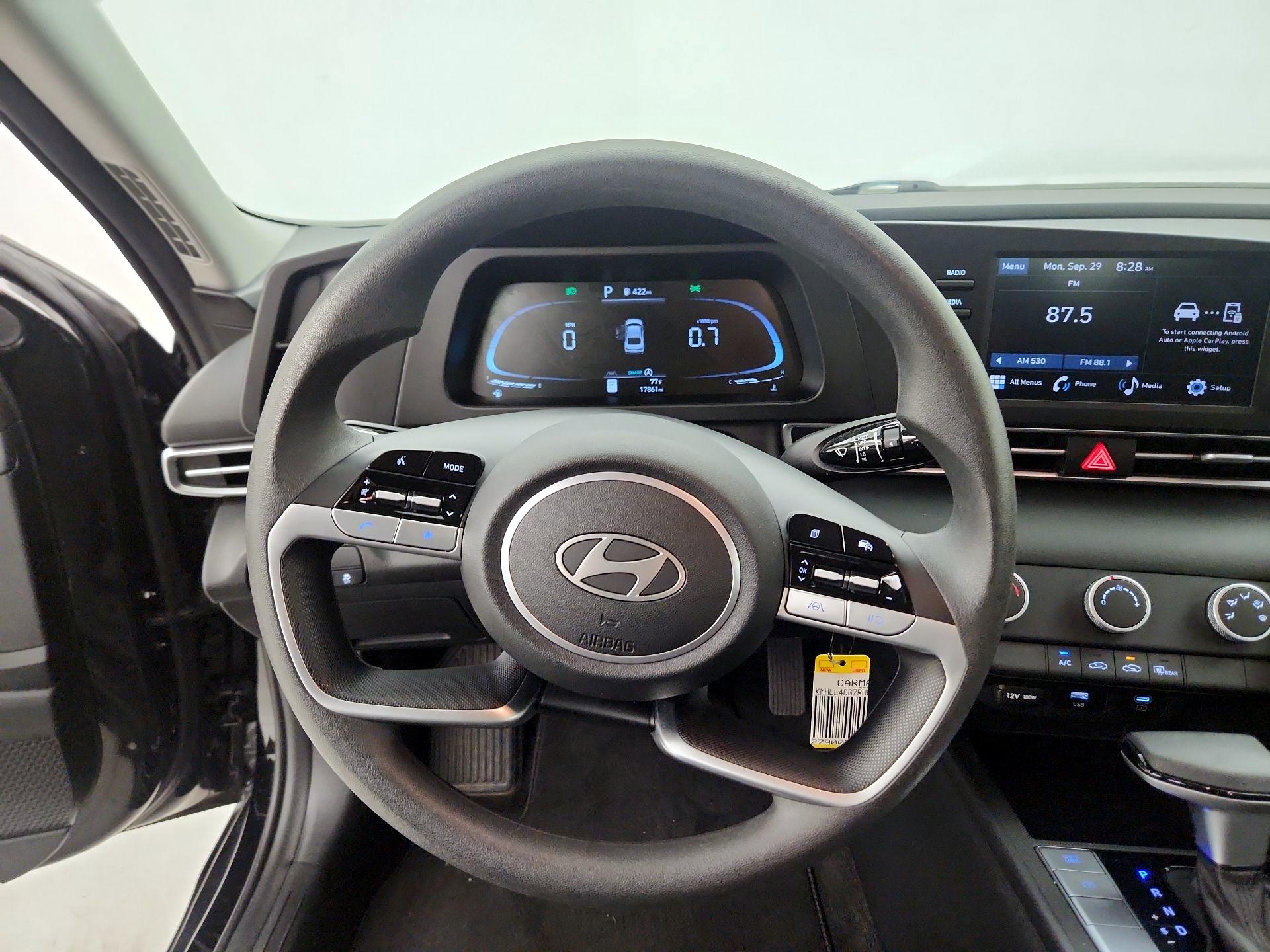 Thumbnail: 2024 Hyundai Elantra - 10
