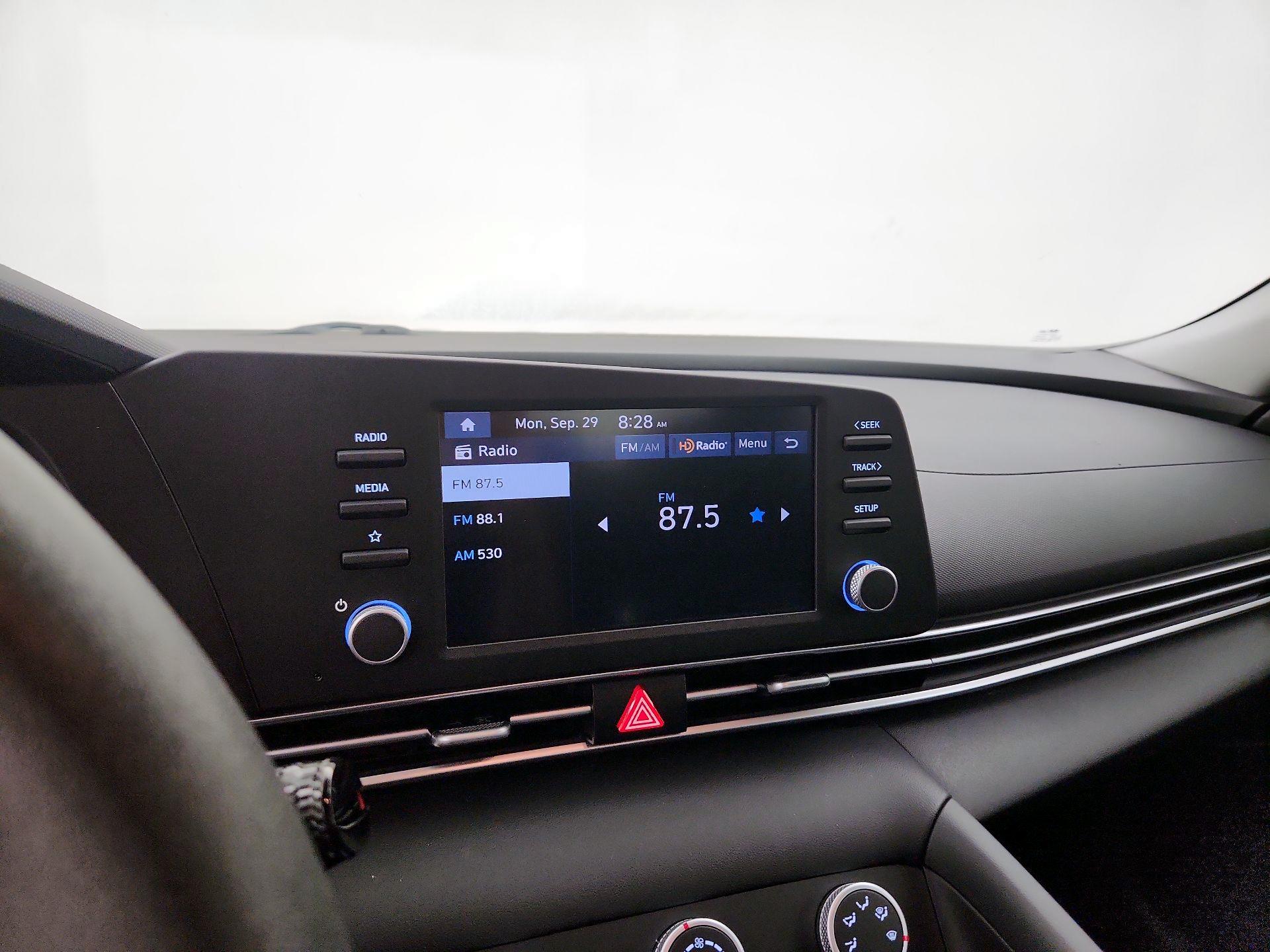 Thumbnail: 2024 Hyundai Elantra - 15