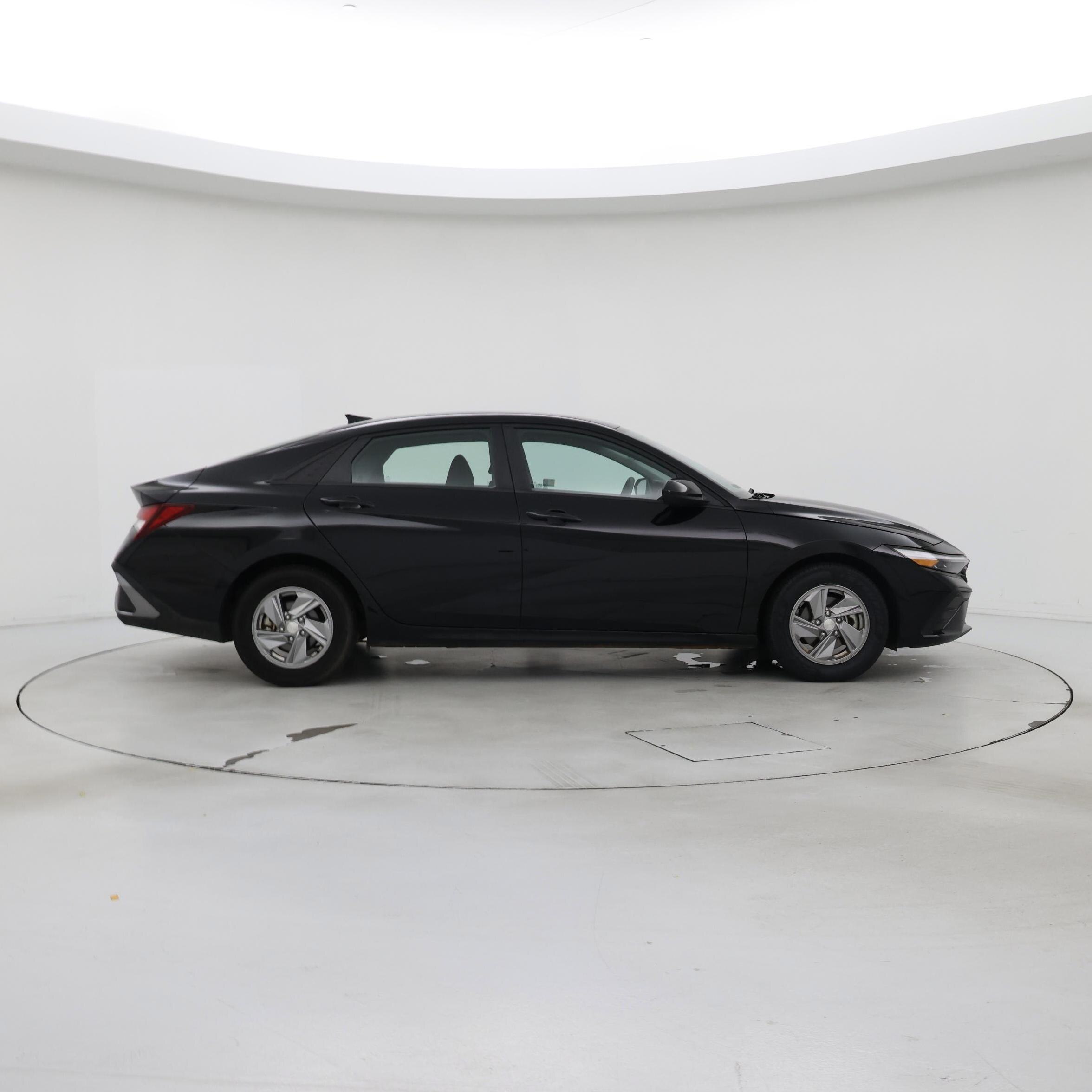 Thumbnail: 2024 Hyundai Elantra - 7