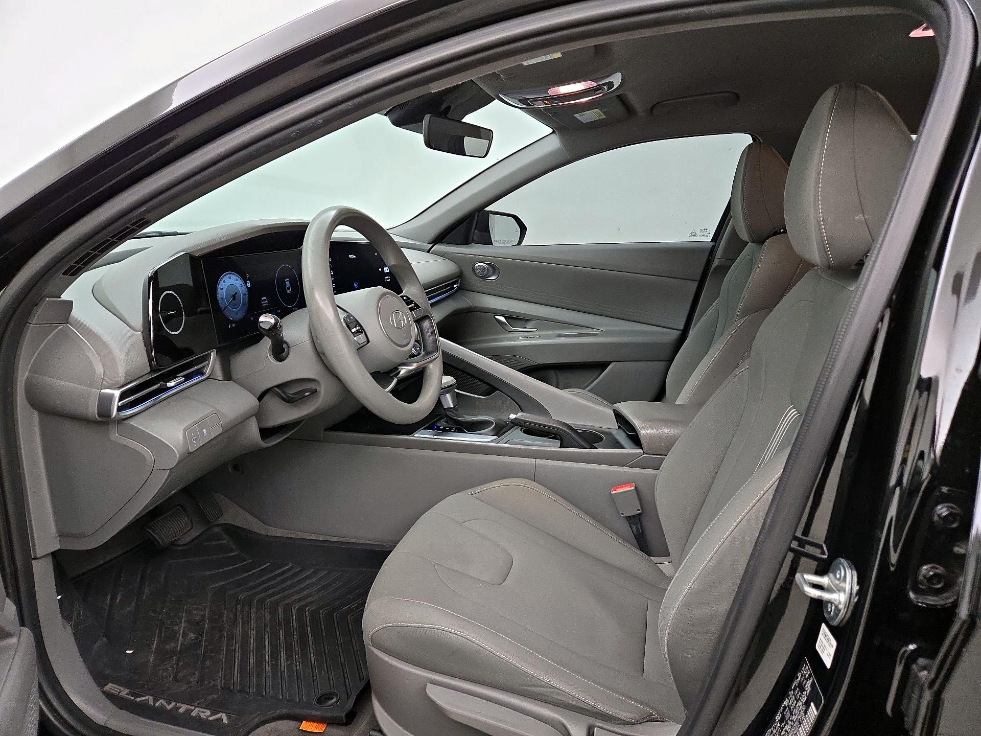 Thumbnail: 2024 Hyundai Elantra - 11