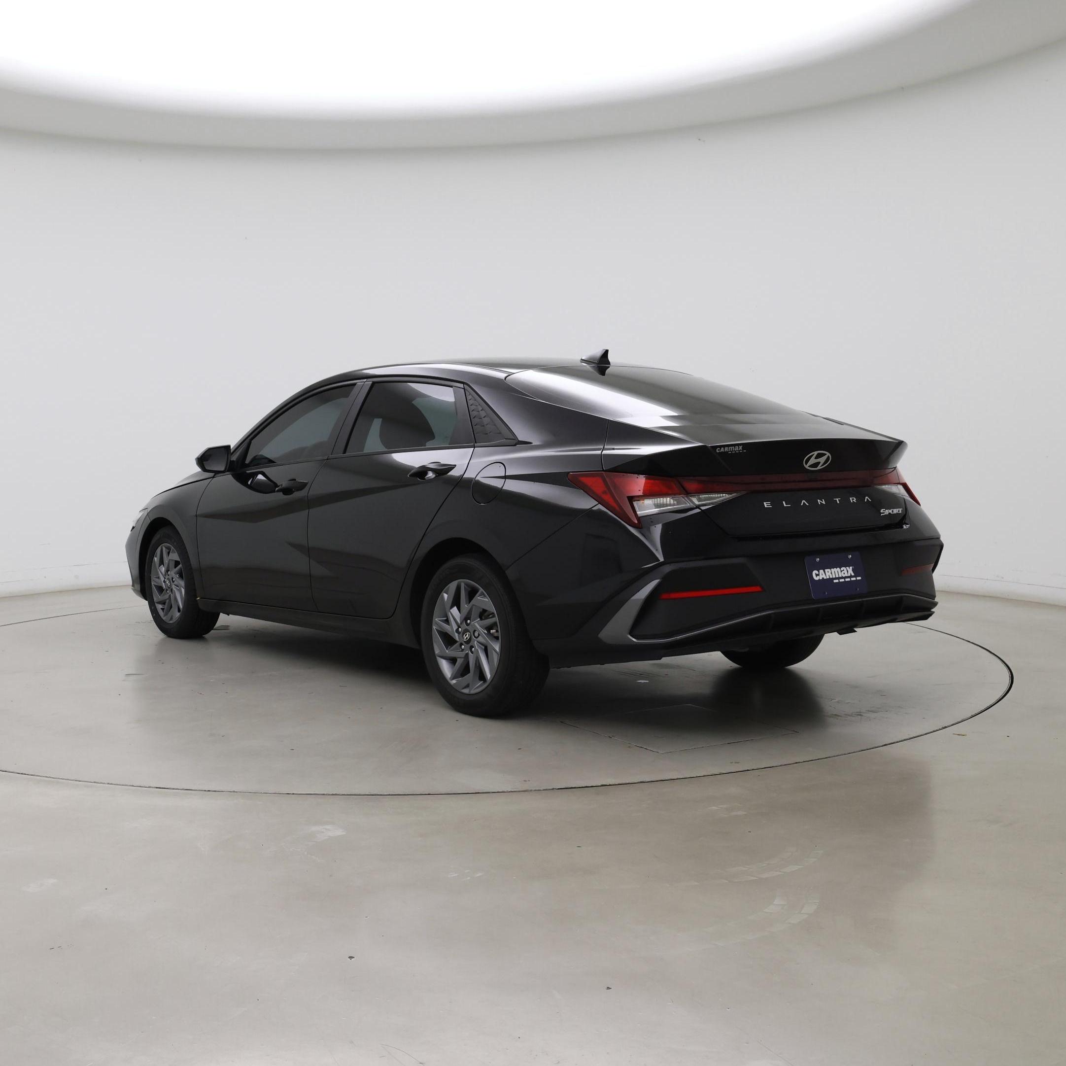 Thumbnail: 2024 Hyundai Elantra - 2