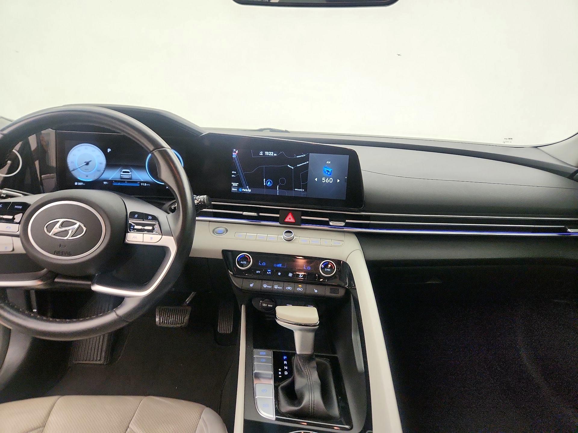 Thumbnail: 2022 Hyundai Elantra - 9