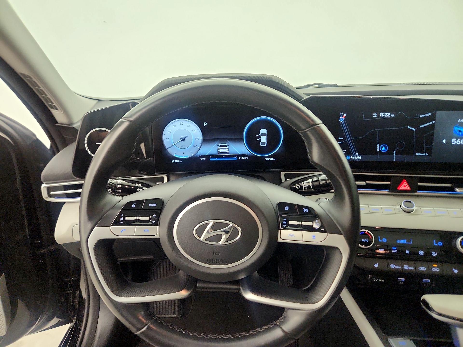Thumbnail: 2022 Hyundai Elantra - 10