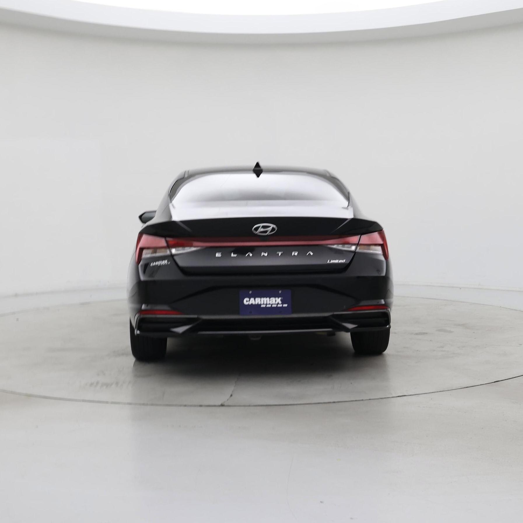 Thumbnail: 2022 Hyundai Elantra - 6