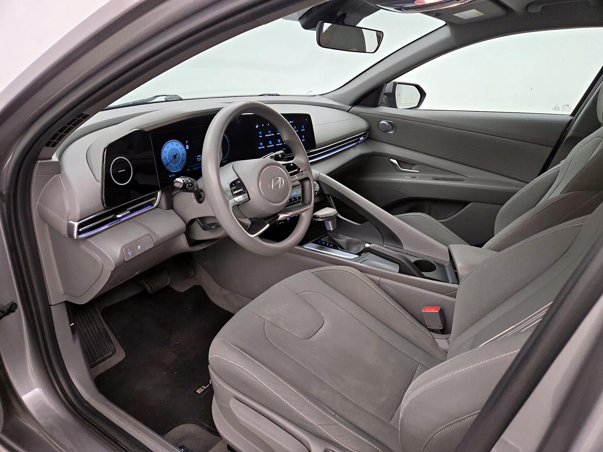 Thumbnail: 2024 Hyundai Elantra - 11