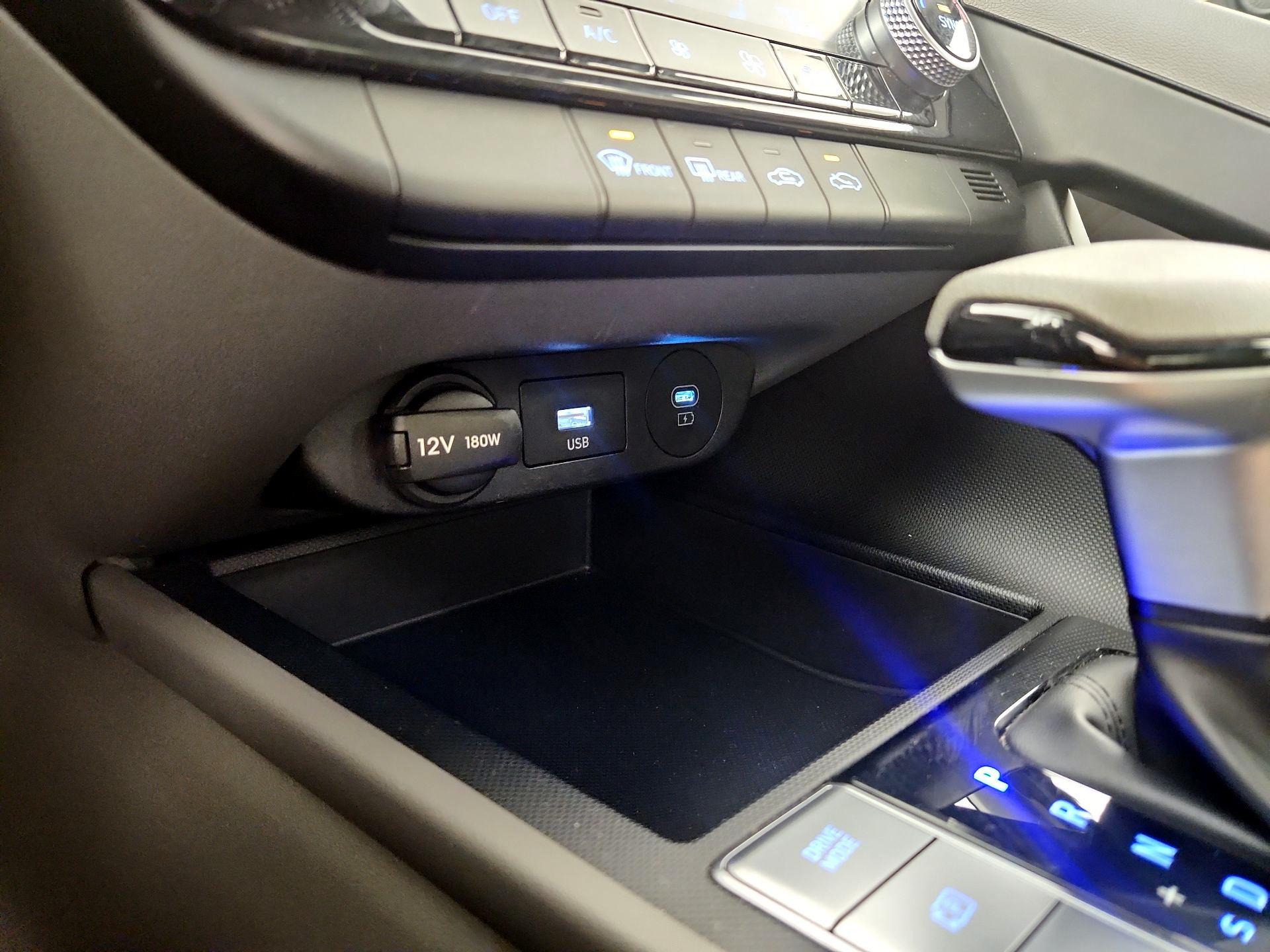 Thumbnail: 2024 Hyundai Elantra - 19