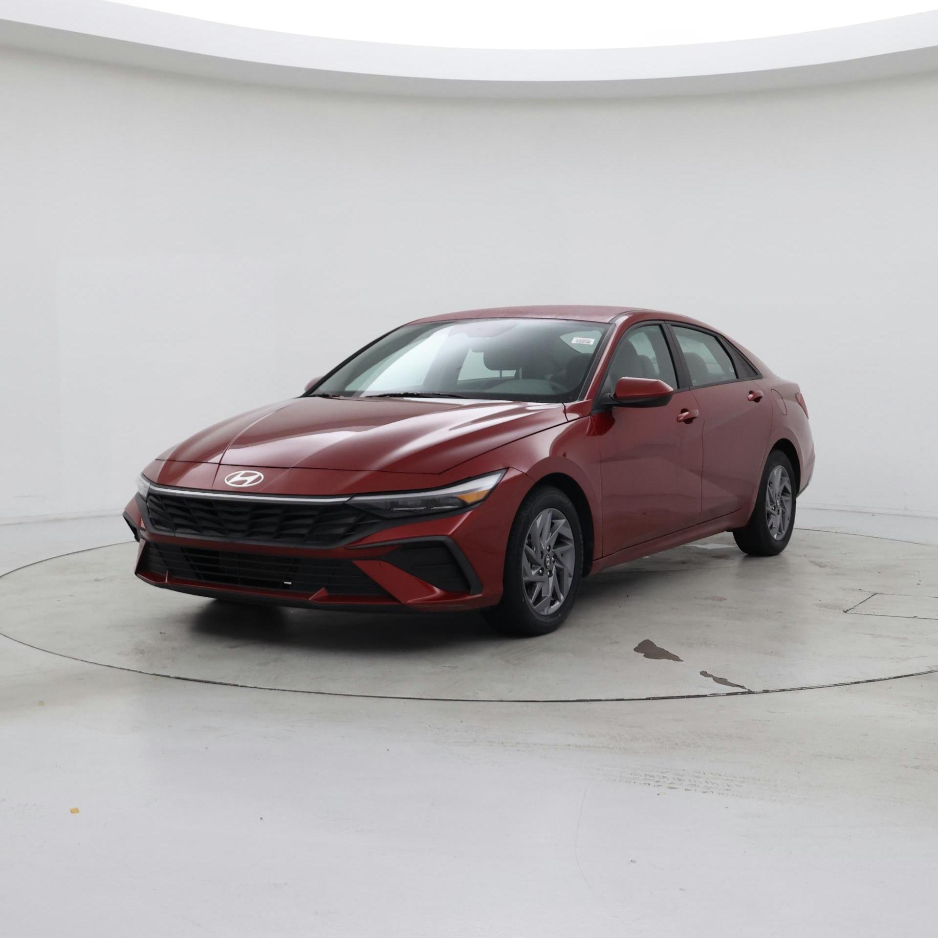 Thumbnail: 2024 Hyundai Elantra - 4