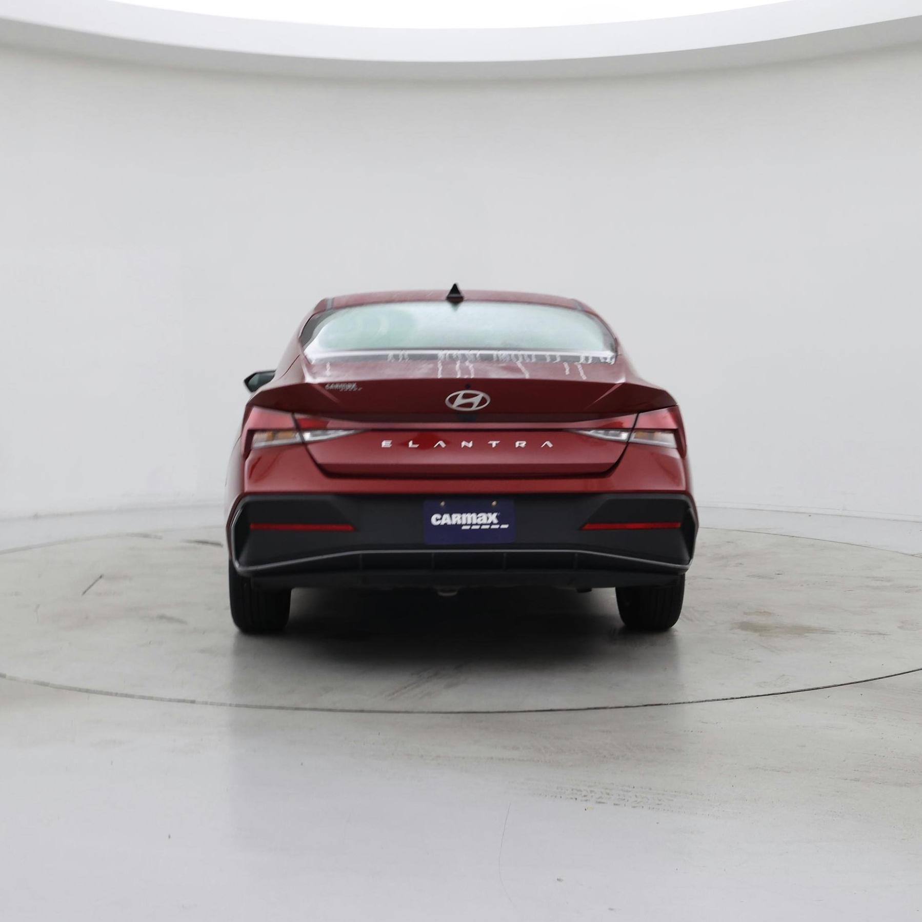 Thumbnail: 2024 Hyundai Elantra - 6