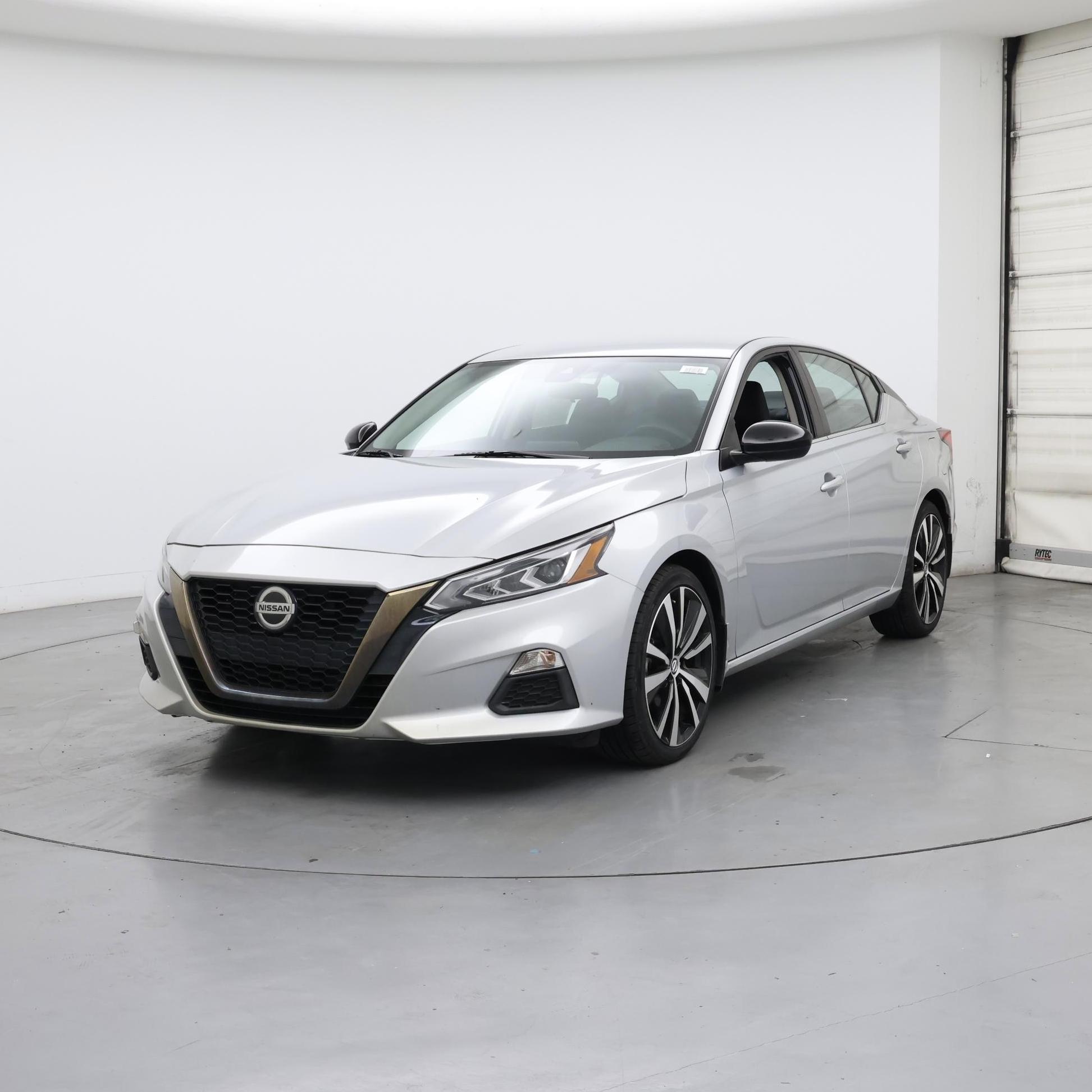 Thumbnail: 2022 Nissan Altima - 4
