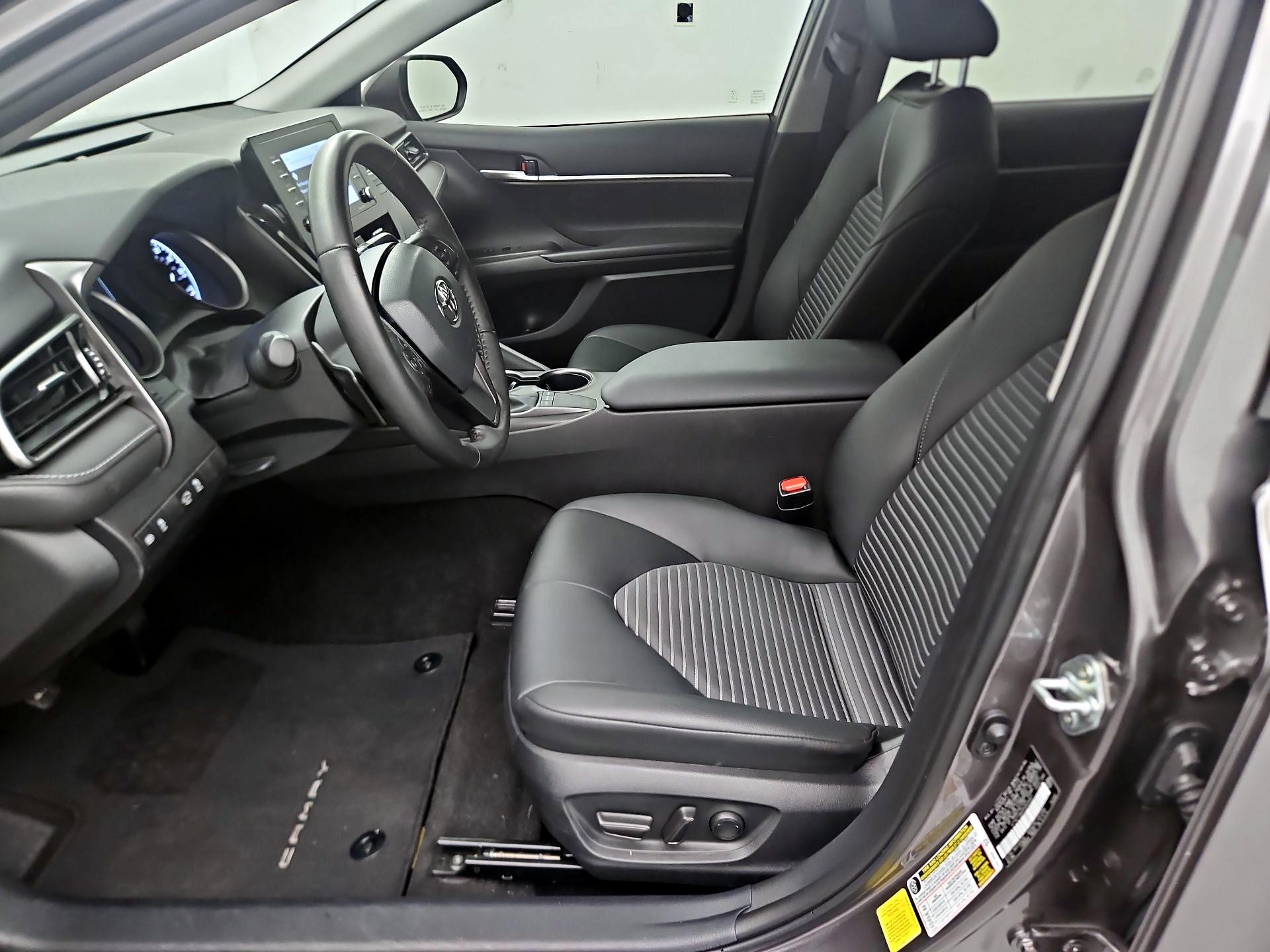 Thumbnail: 2023 Toyota Camry - 11