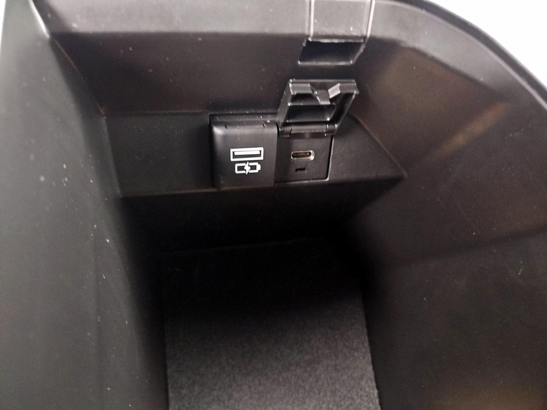 Thumbnail: 2023 Toyota Camry - 18