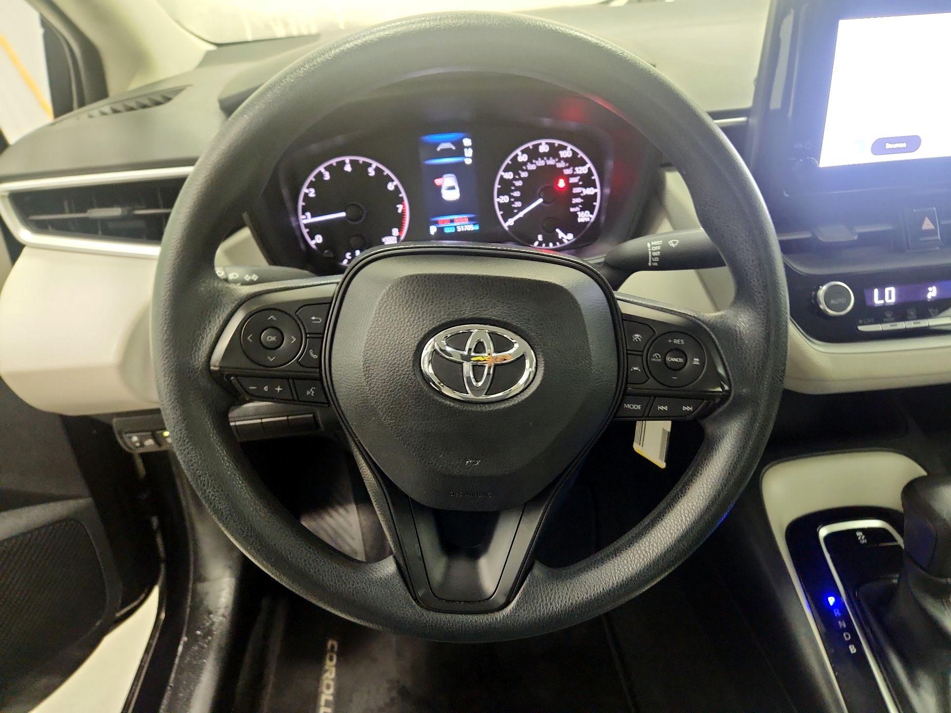 Thumbnail: 2023 Toyota Corolla - 10