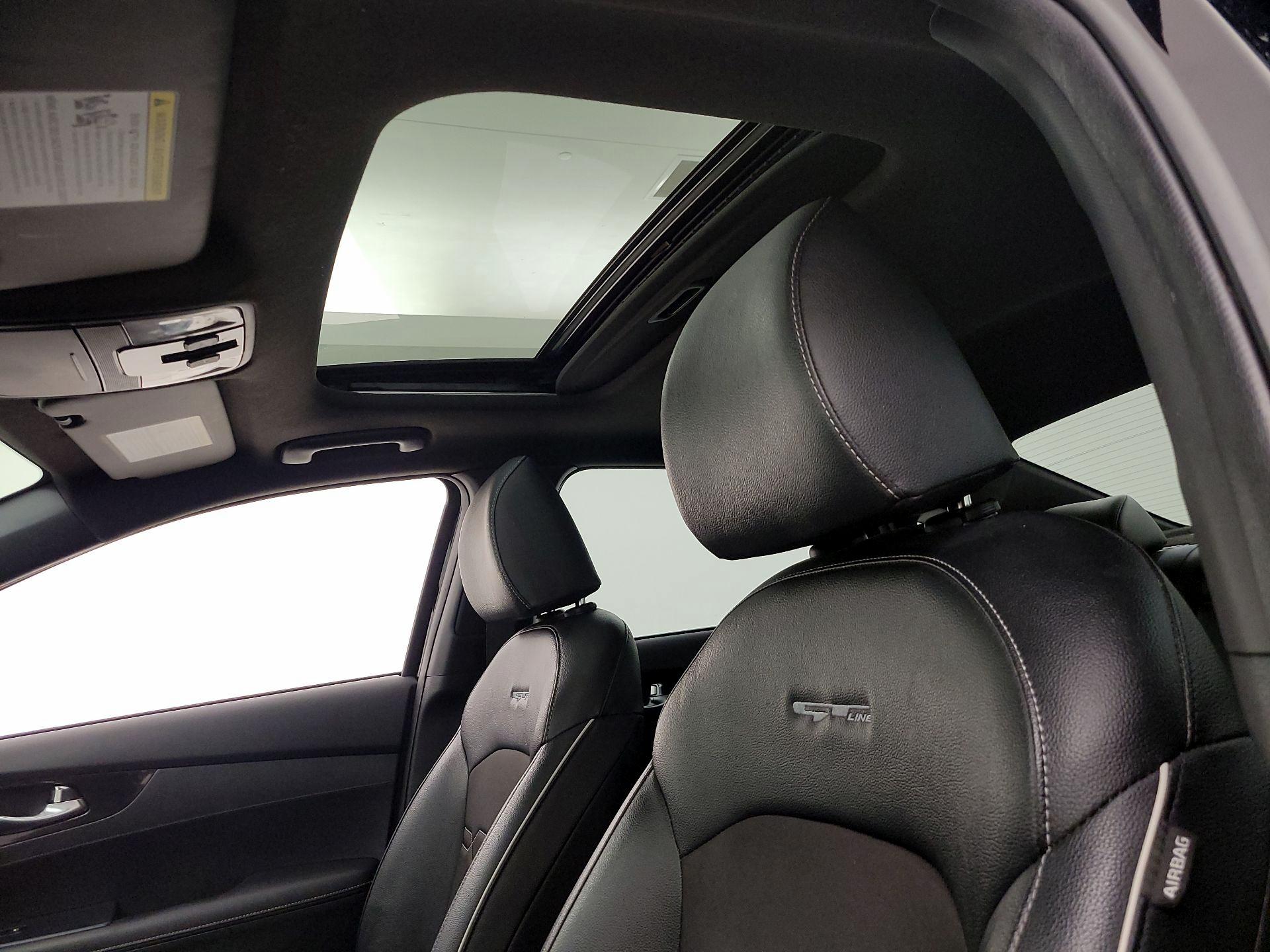 Thumbnail: 2021 Kia Forte - 19