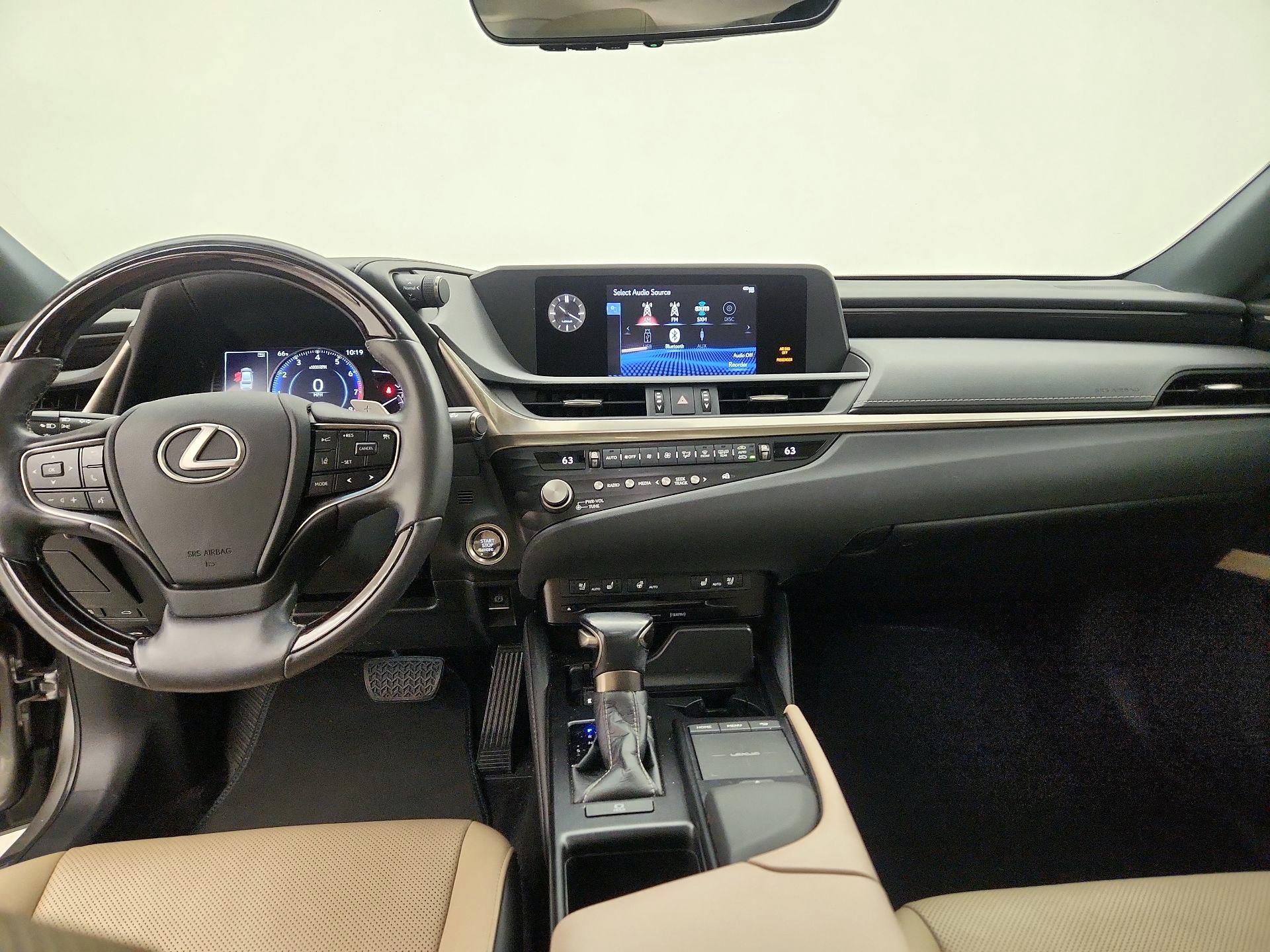 Thumbnail: 2021 Lexus ES - 9