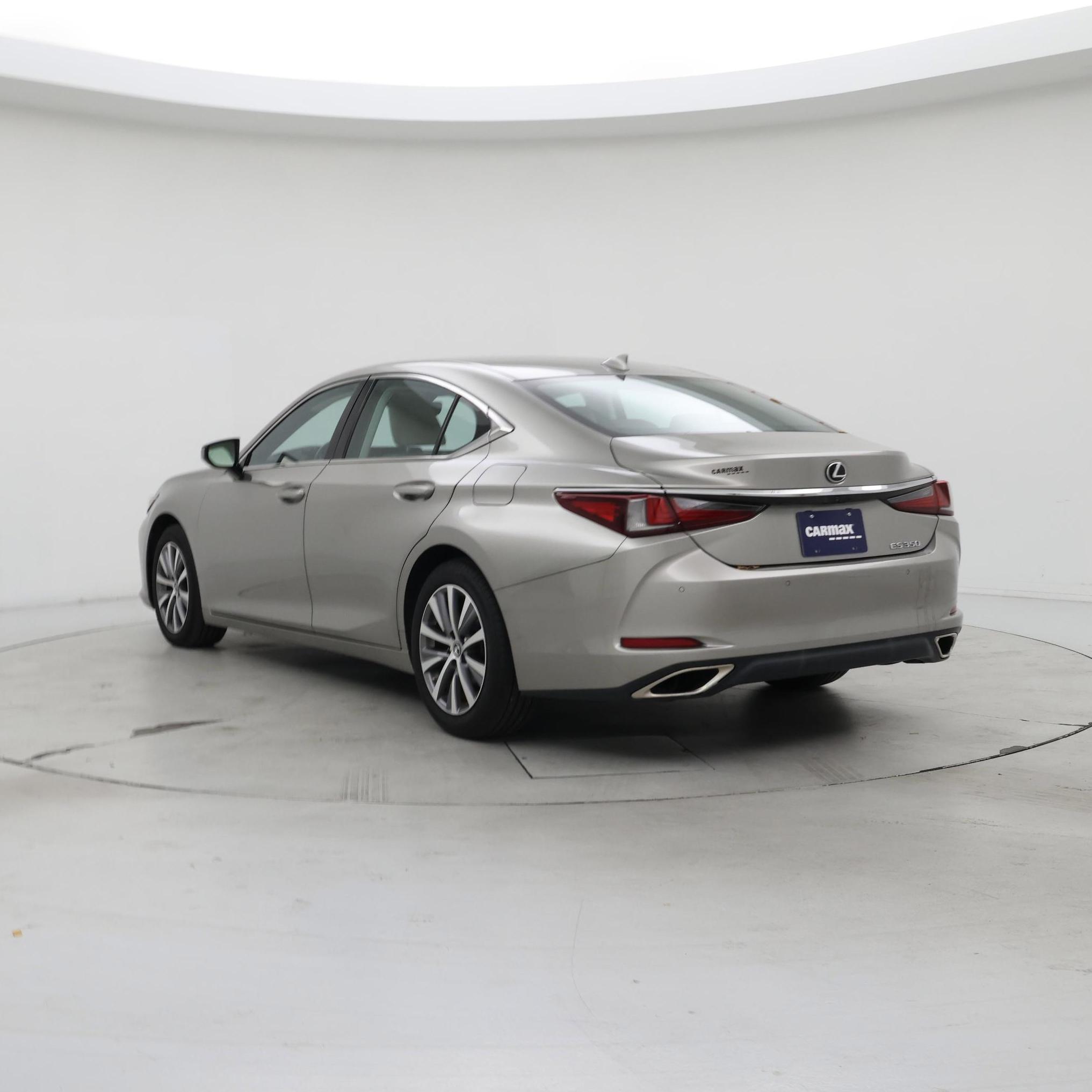 Thumbnail: 2021 Lexus ES - 2