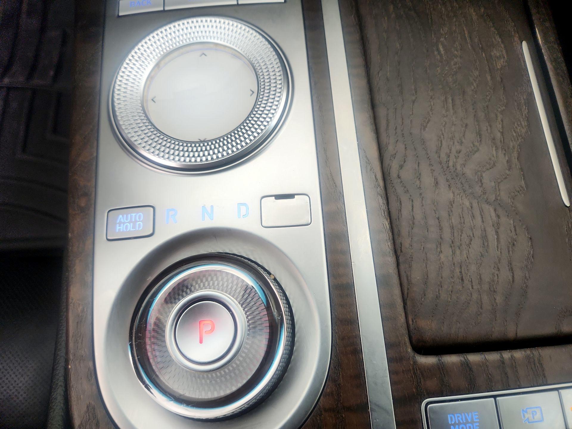 Thumbnail: 2022 Genesis G80 - 18
