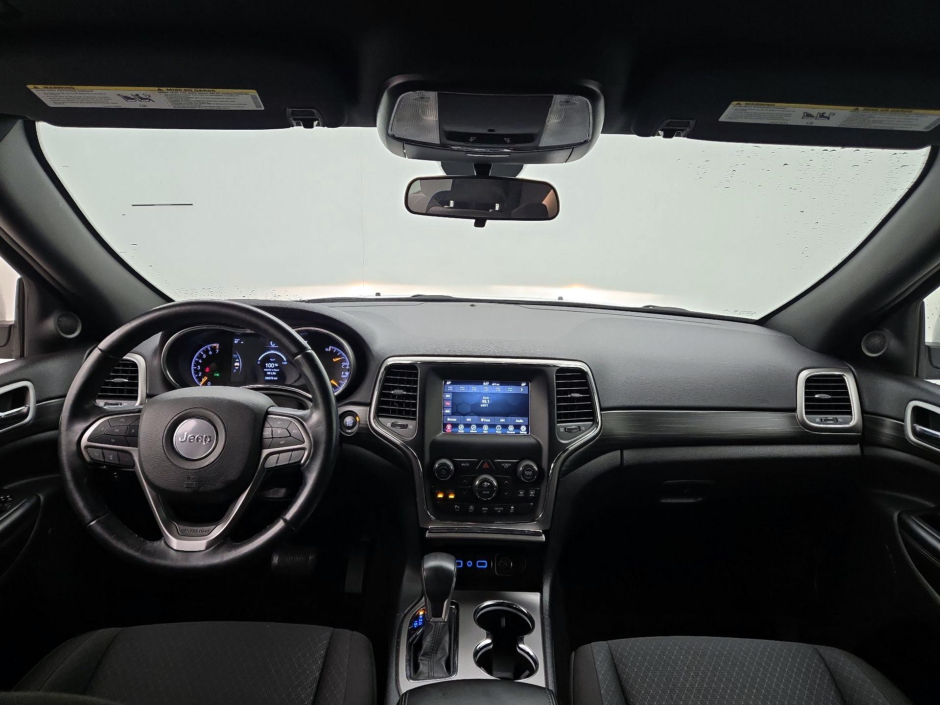 Thumbnail: 2020 Jeep Grand Cherokee - 9