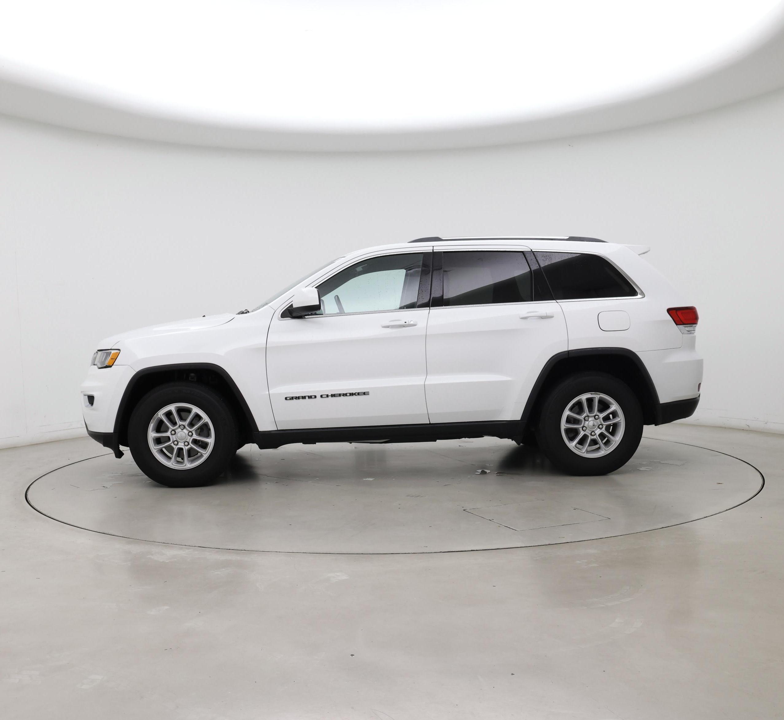 Thumbnail: 2020 Jeep Grand Cherokee - 3