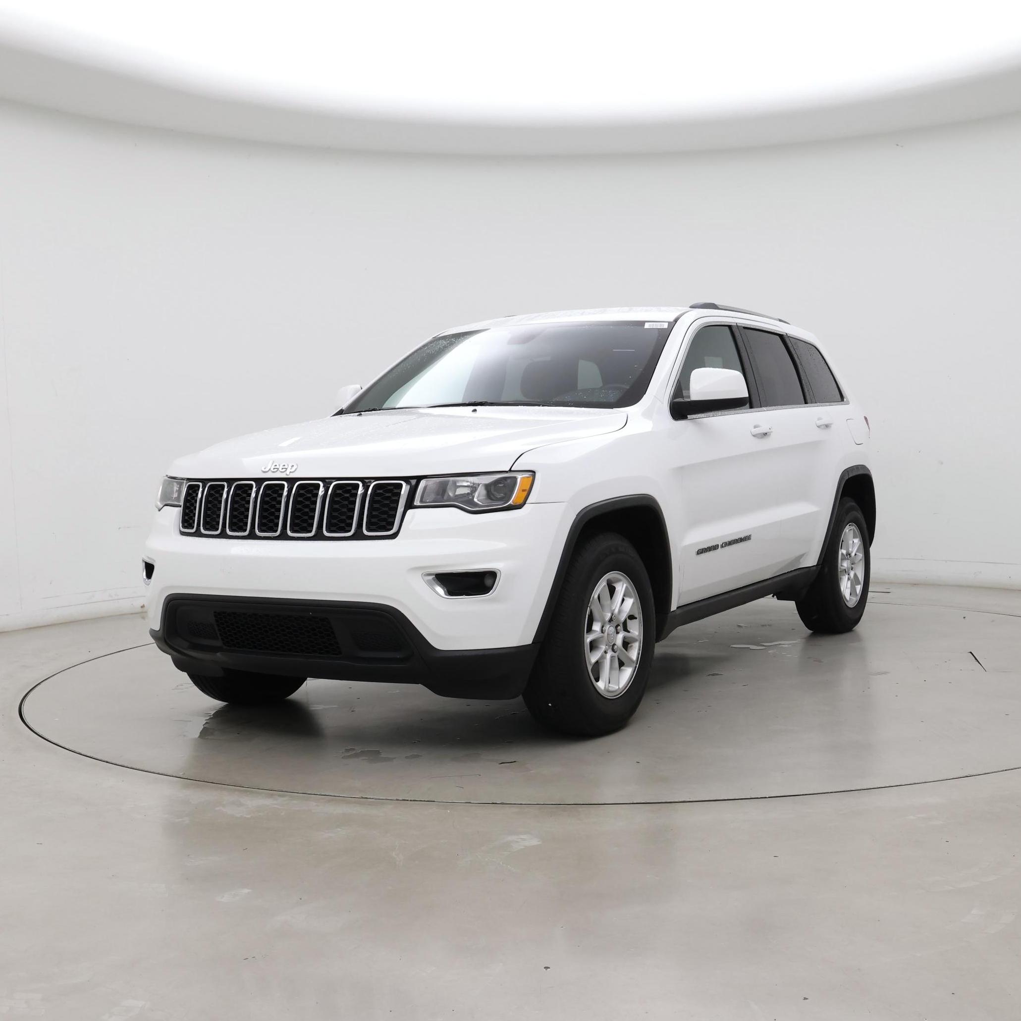 Thumbnail: 2020 Jeep Grand Cherokee - 4