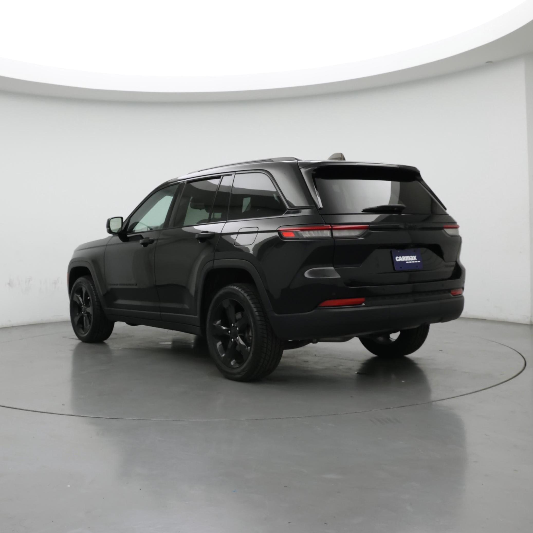 Thumbnail: 2023 Jeep Grand Cherokee - 2