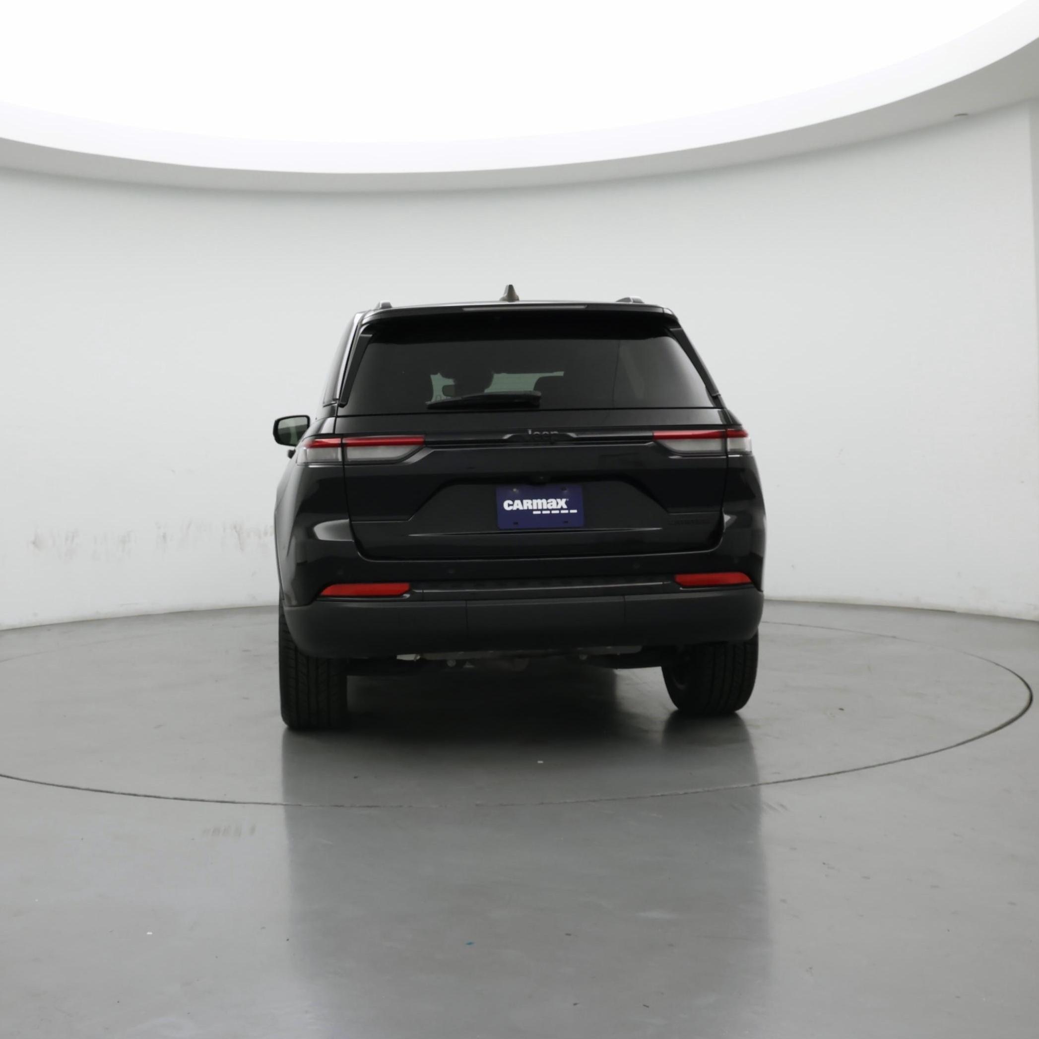 Thumbnail: 2023 Jeep Grand Cherokee - 6