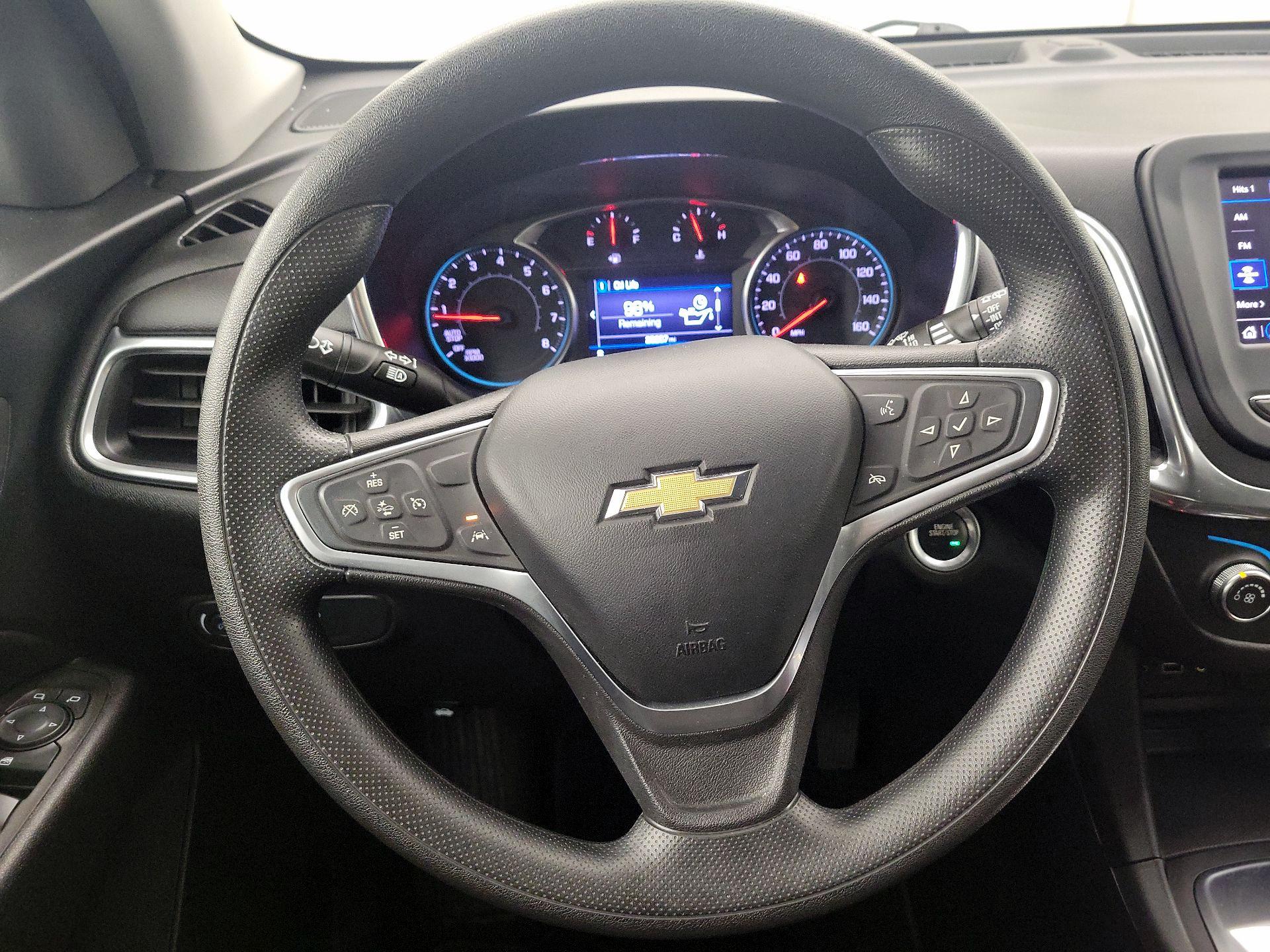 Thumbnail: 2022 Chevrolet Equinox - 10