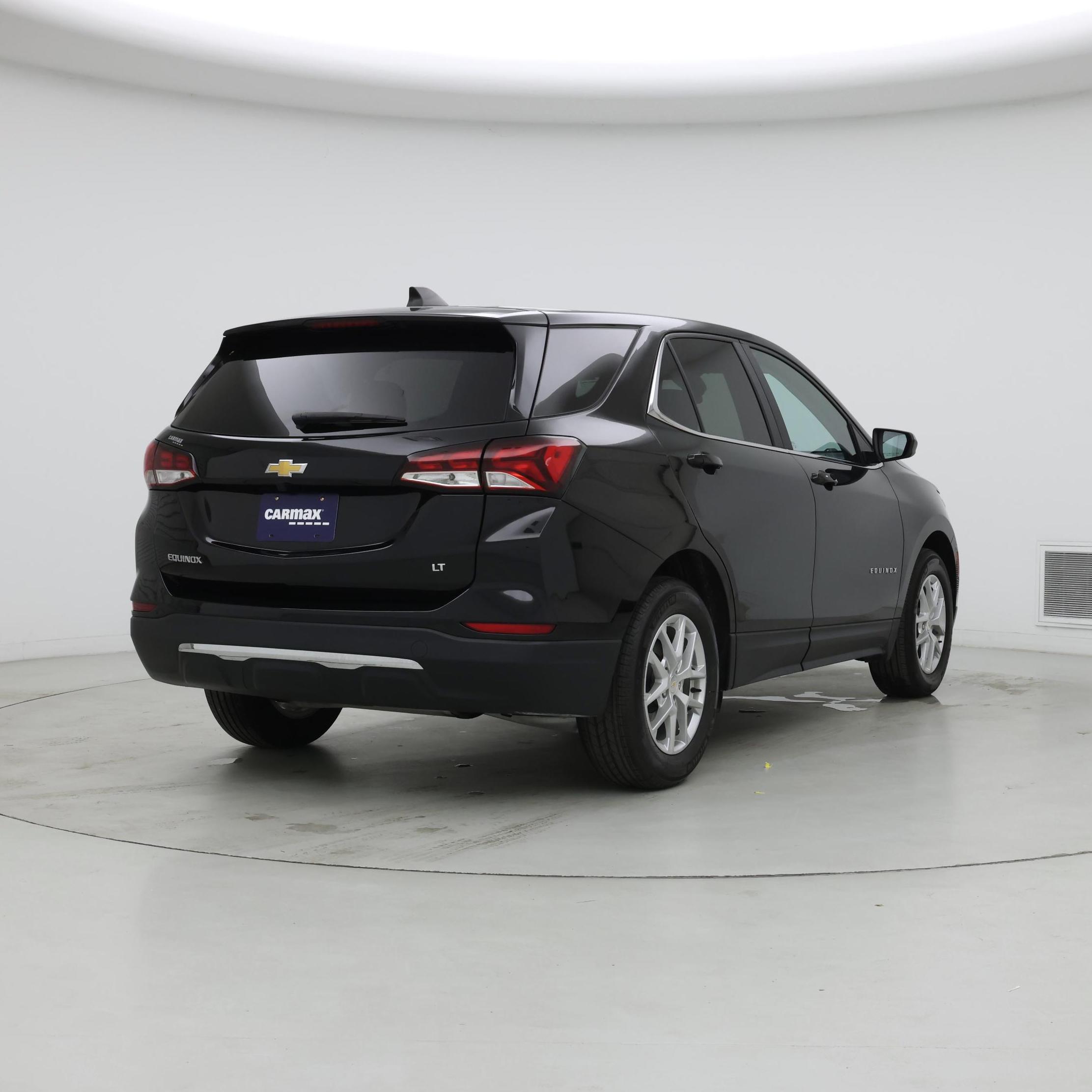 Thumbnail: 2022 Chevrolet Equinox - 8