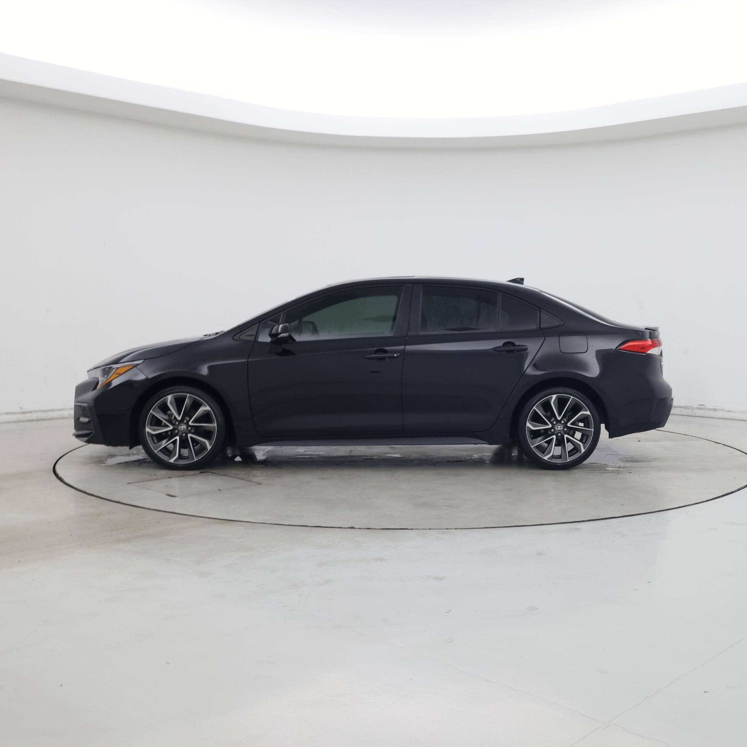 Thumbnail: 2022 Toyota Corolla - 3