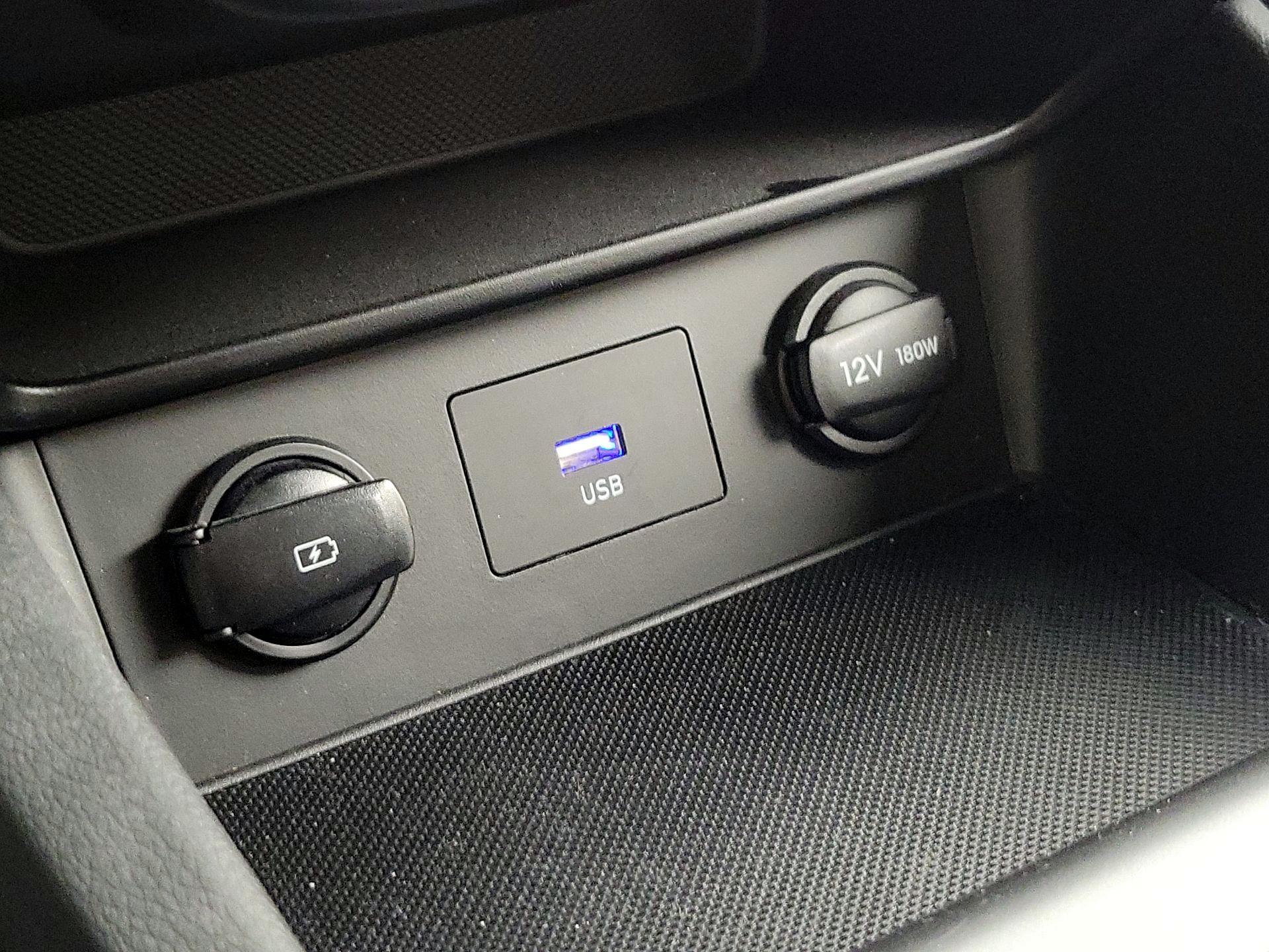 Thumbnail: 2022 Hyundai Kona - 18