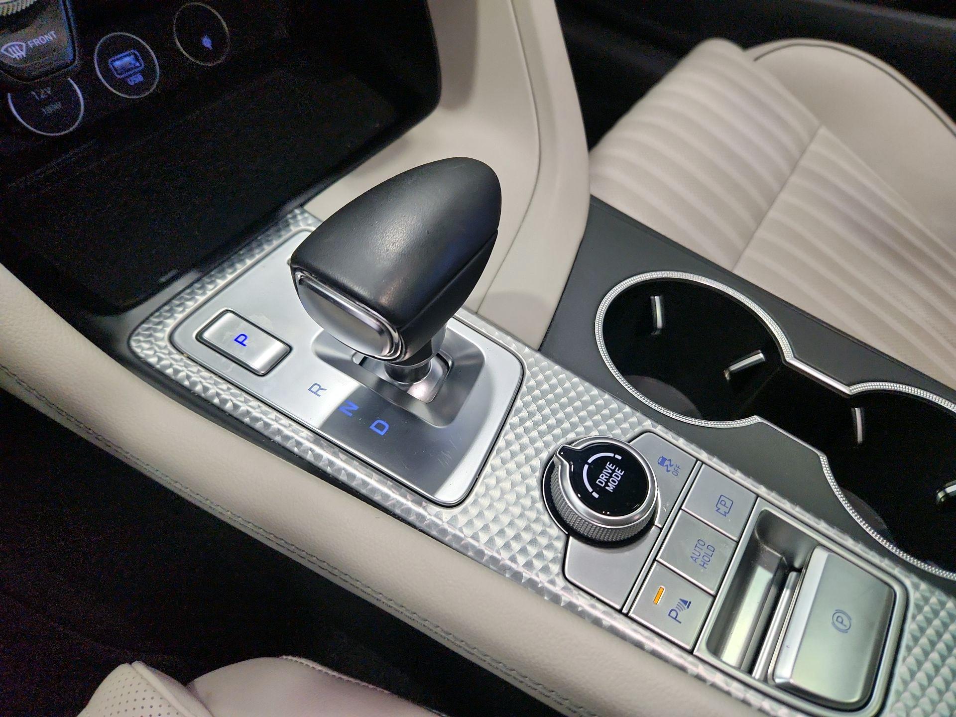 Thumbnail: 2023 Genesis G70 - 18