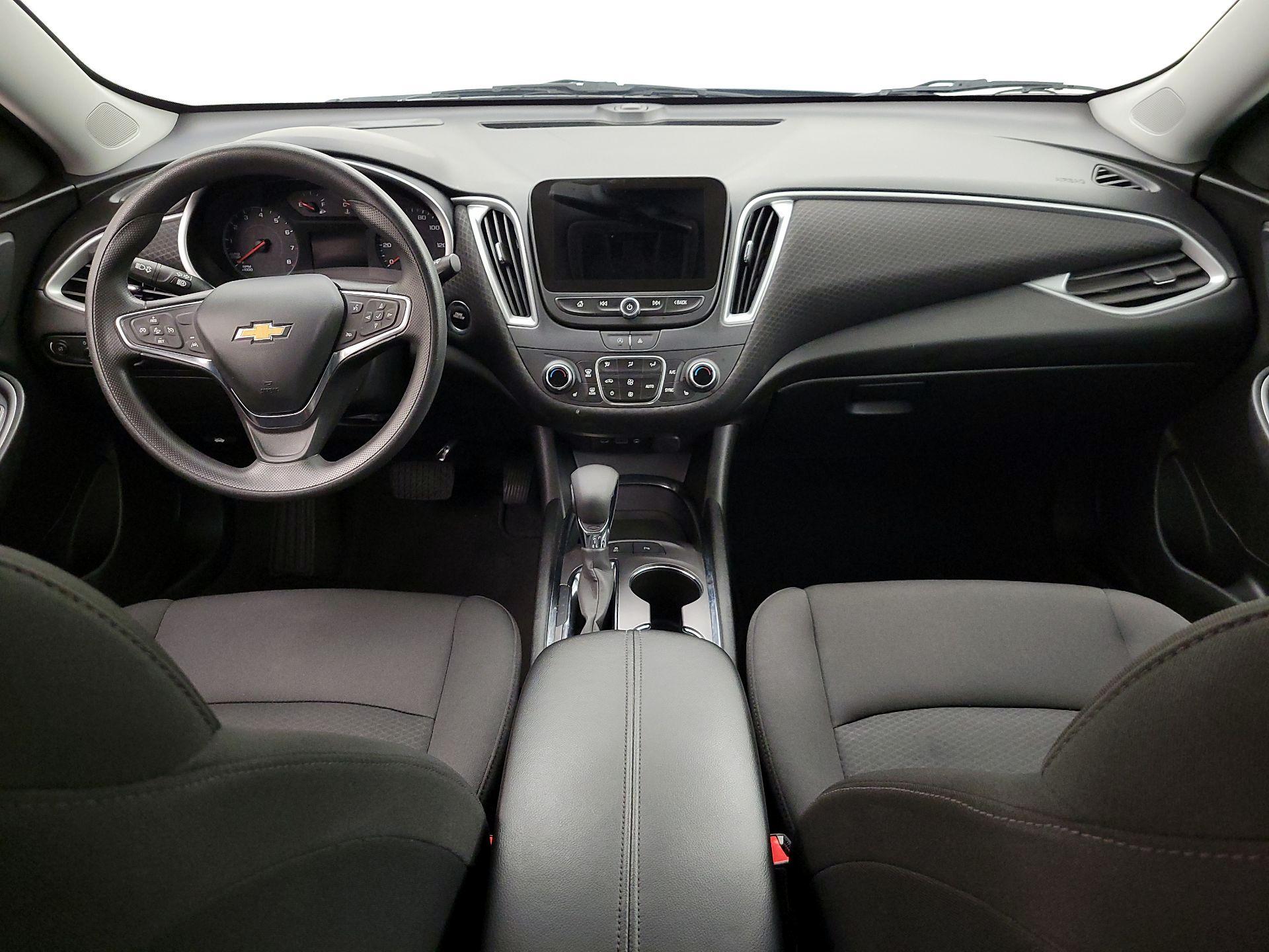 Thumbnail: 2024 Chevrolet Malibu - 9