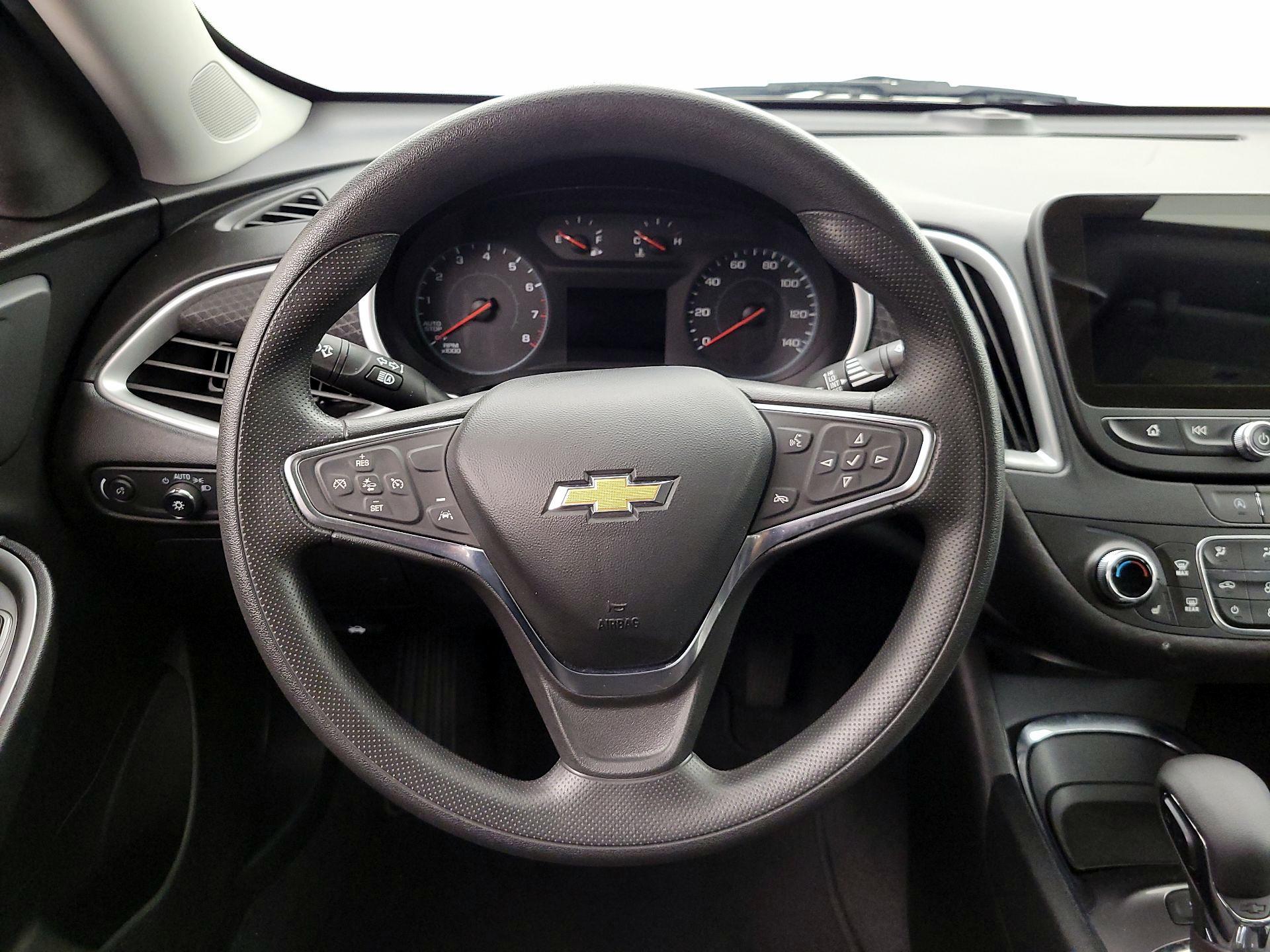 Thumbnail: 2024 Chevrolet Malibu - 10
