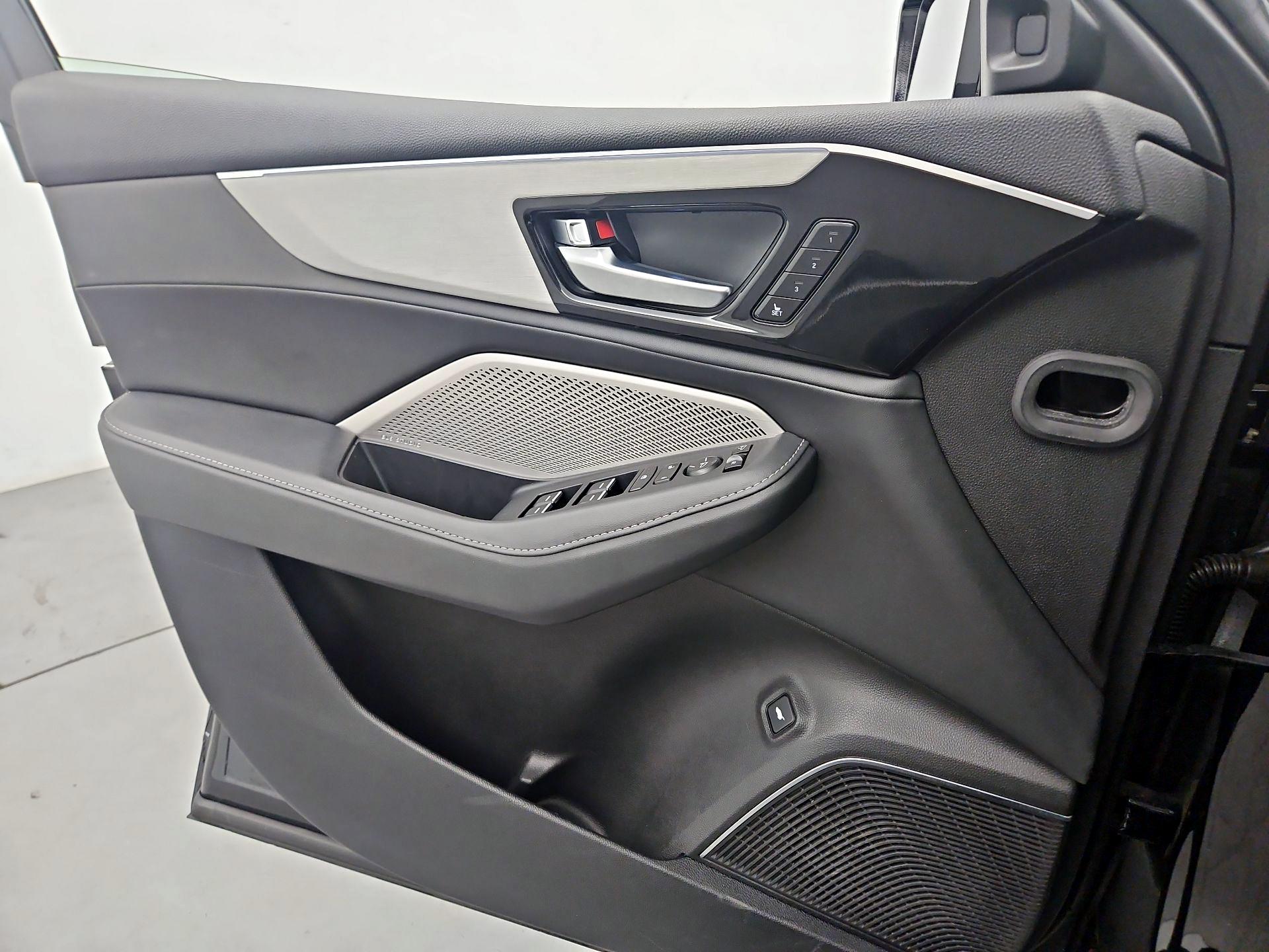 Thumbnail: 2024 Acura MDX - 12