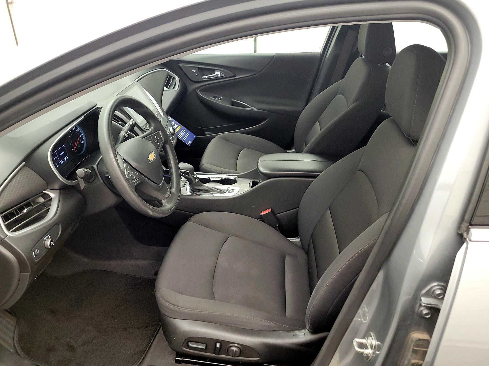 Thumbnail: 2023 Chevrolet Malibu - 11