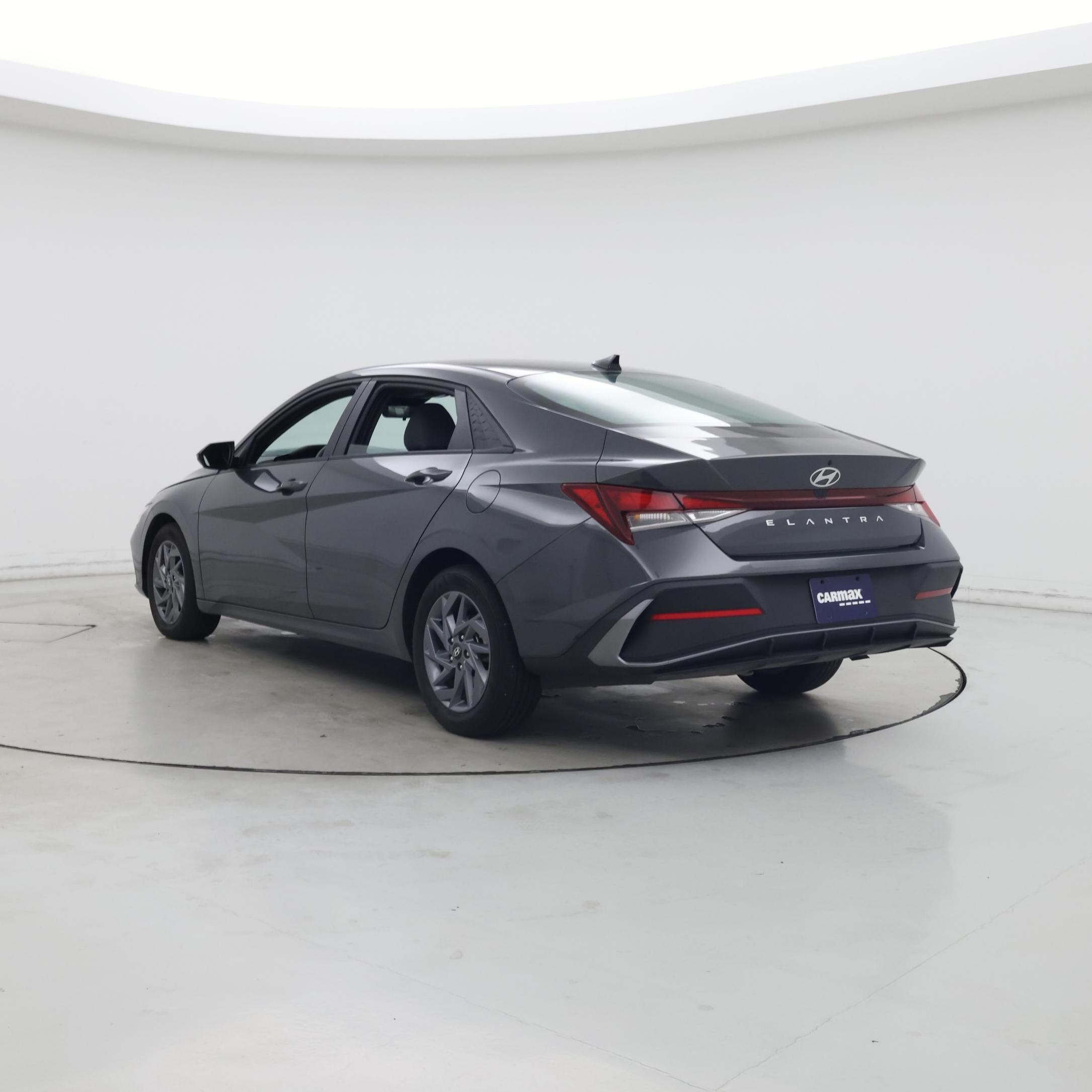 Thumbnail: 2022 Toyota Corolla - 2