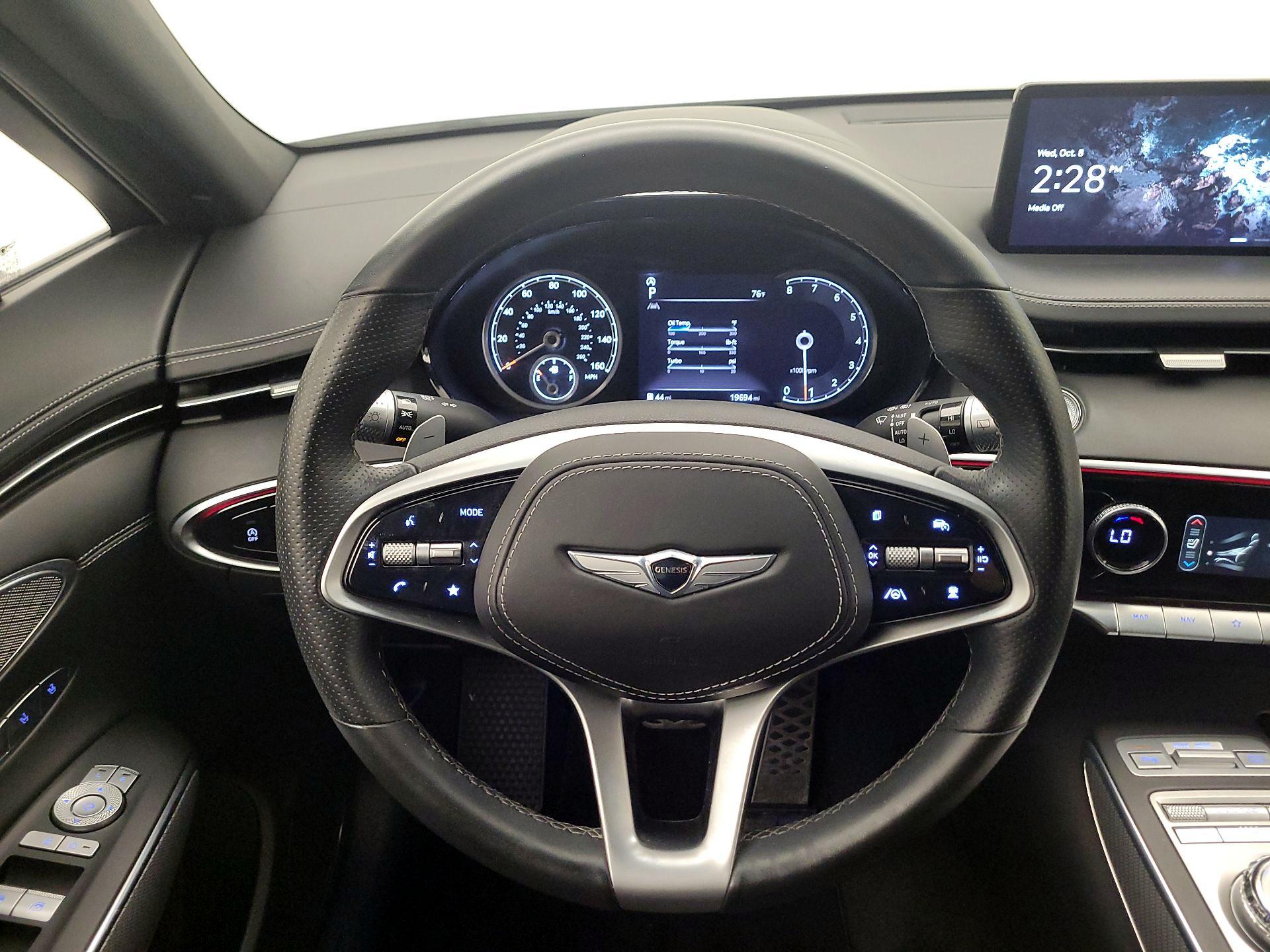 Thumbnail: 2022 Genesis GV70 - 10