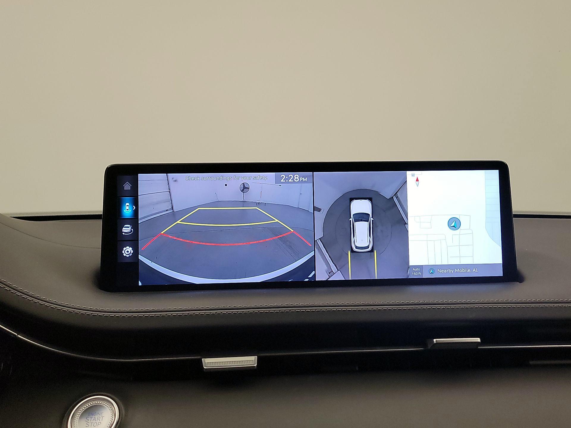 Thumbnail: 2022 Genesis GV70 - 14