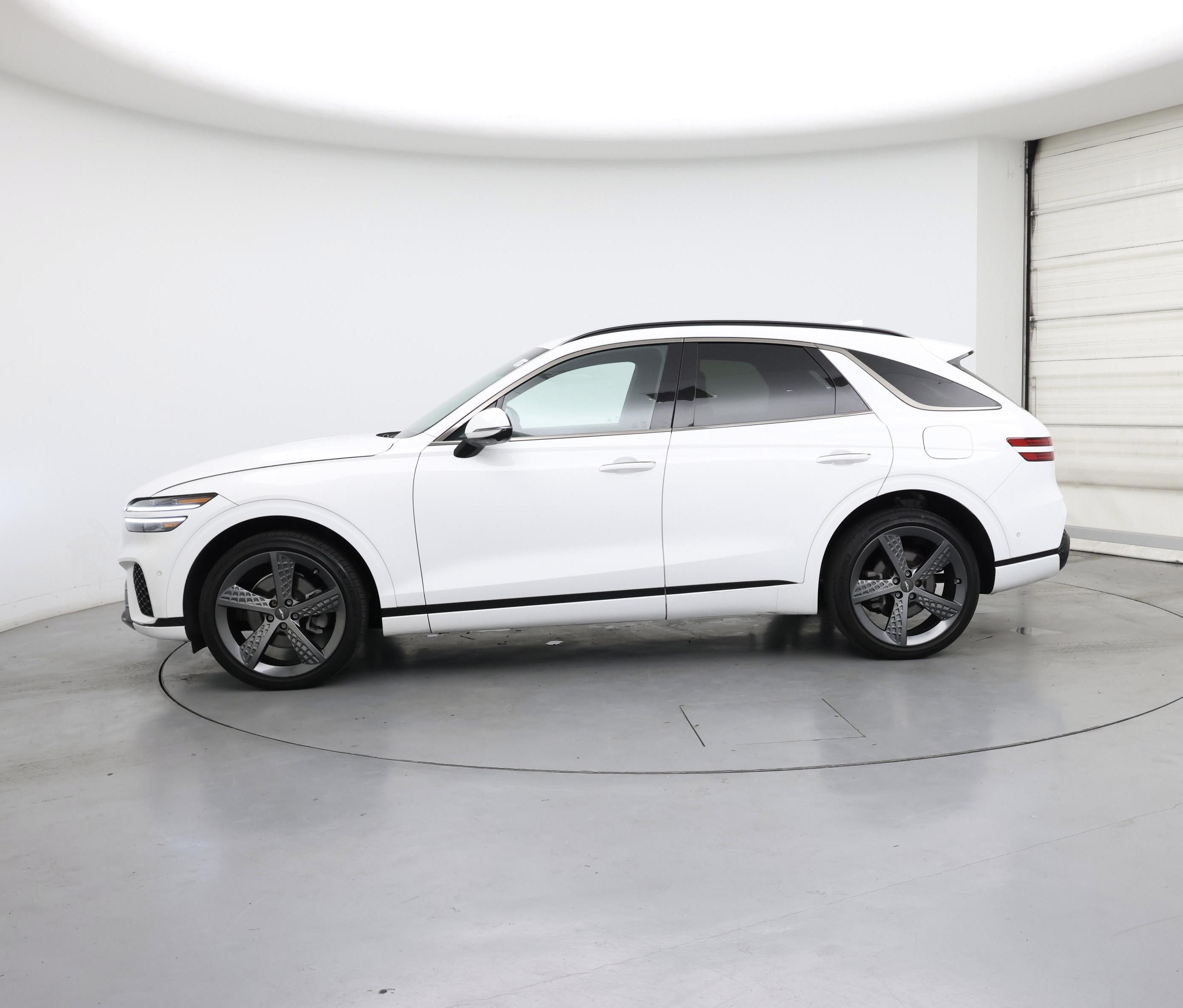 Thumbnail: 2022 Genesis GV70 - 3