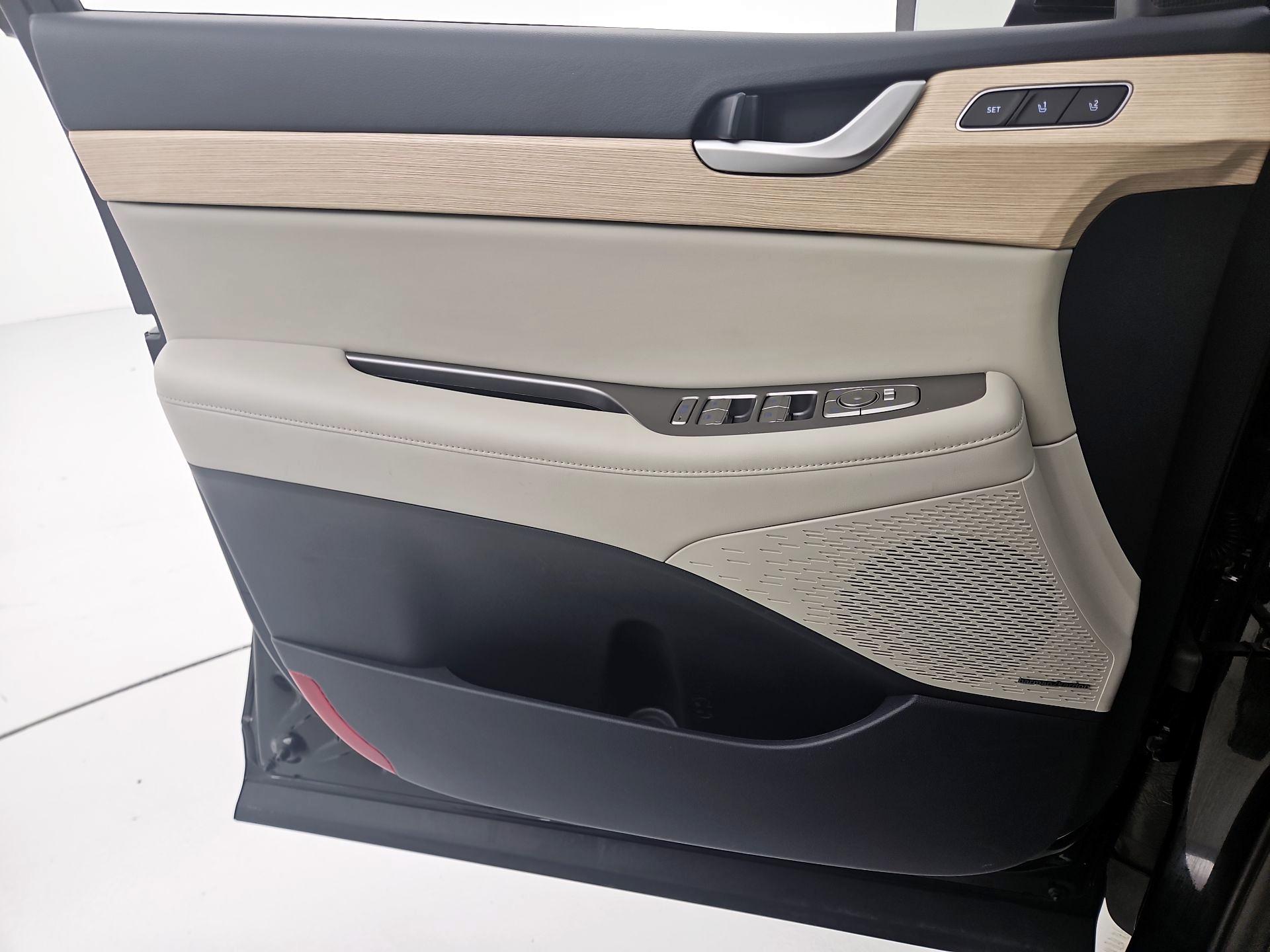 Thumbnail: 2024 Hyundai Palisade - 12