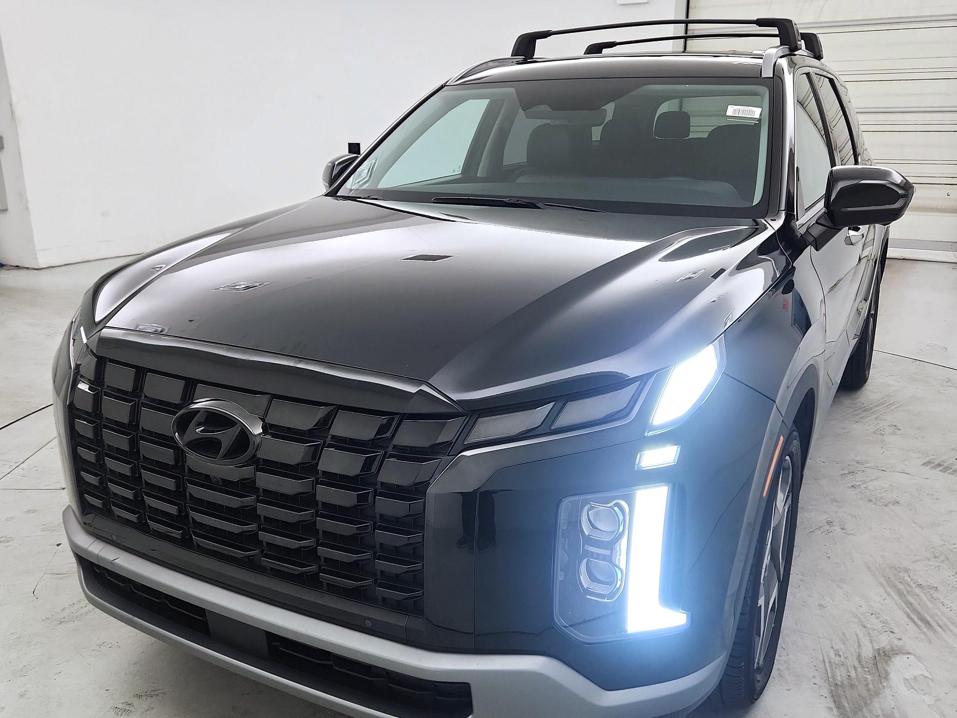 Thumbnail: 2023 Hyundai Palisade - 3