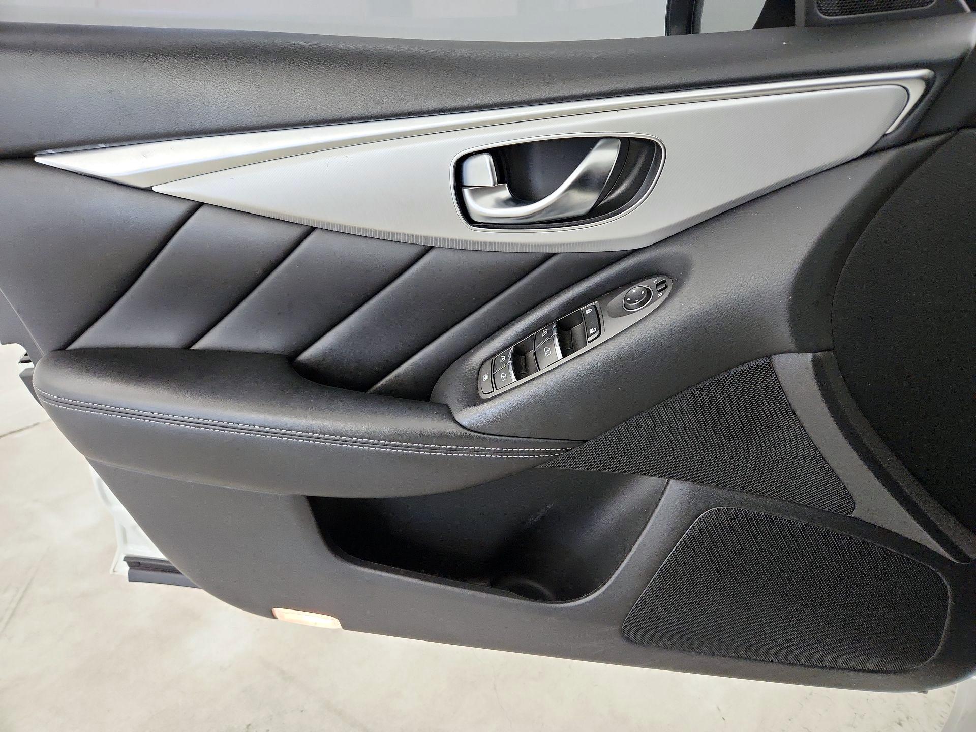 Thumbnail: 2021 INFINITI Q50 - 12