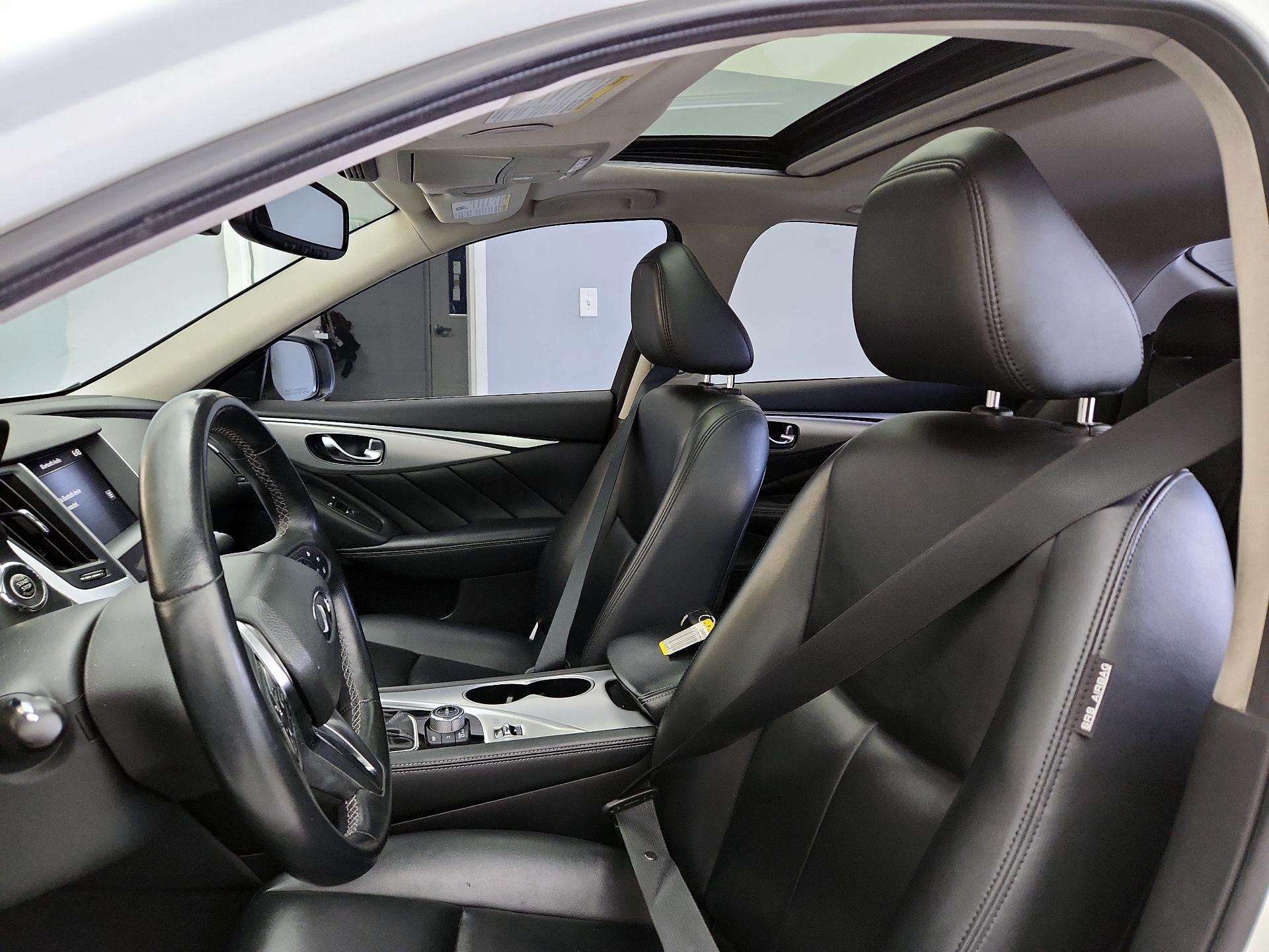 Thumbnail: 2021 INFINITI Q50 - 18