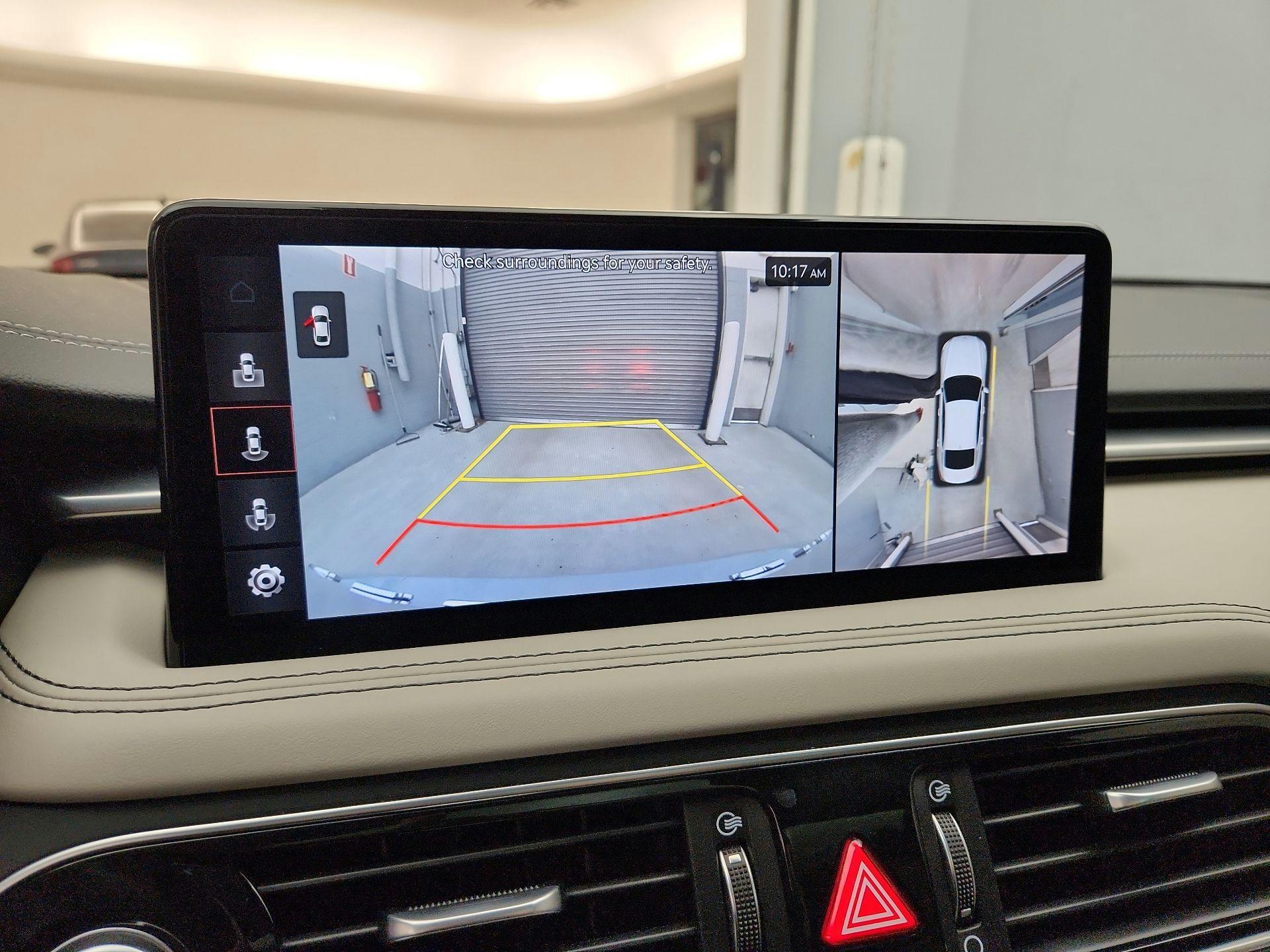 Thumbnail: 2022 Genesis G70 - 15