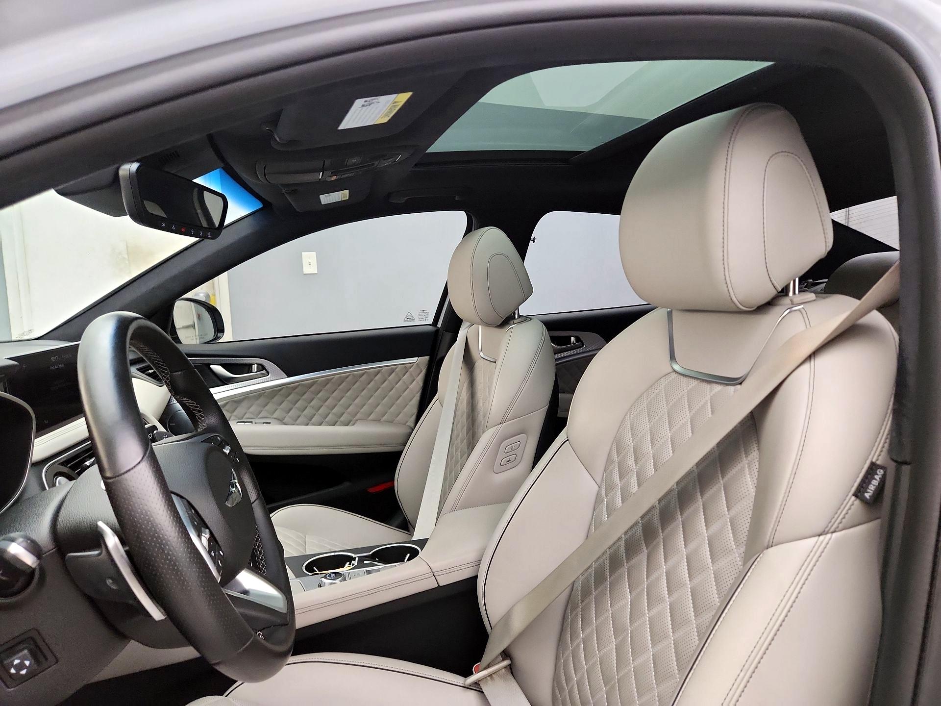 Thumbnail: 2022 Genesis G70 - 20