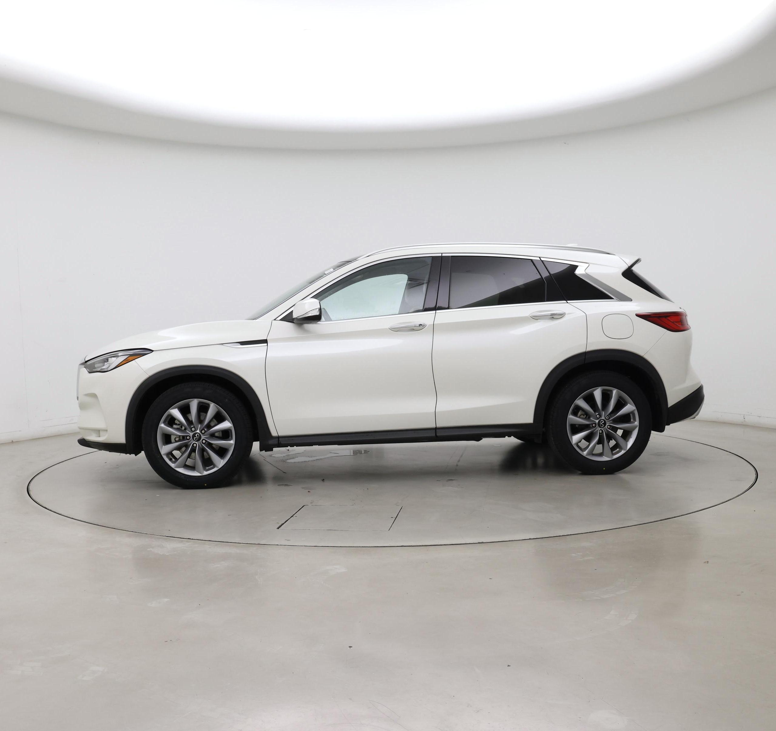 Thumbnail: 2022 INFINITI QX50 - 3