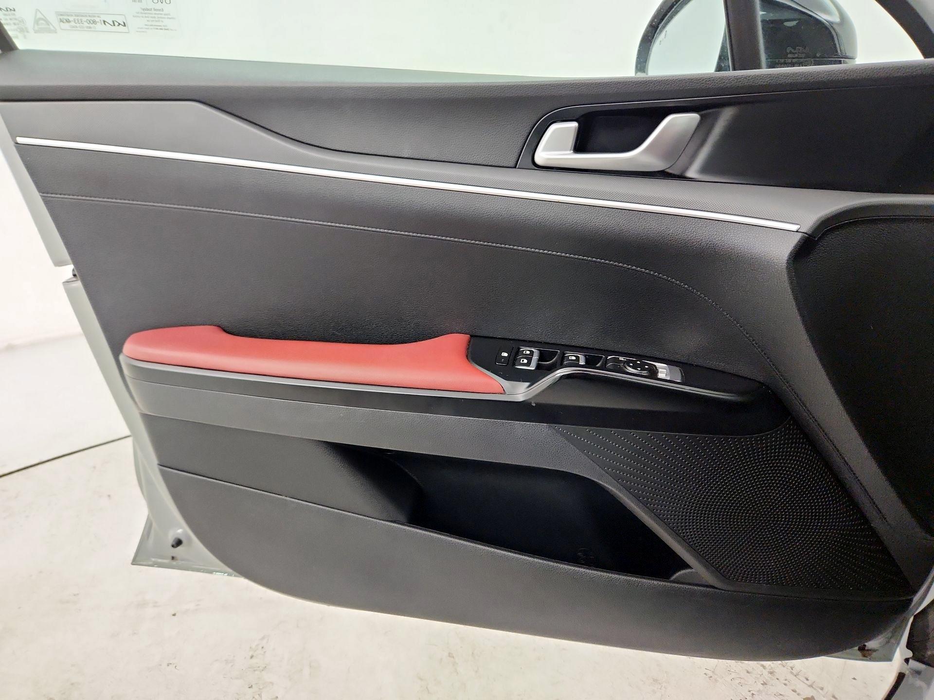 Thumbnail: 2022 Kia K5 - 12