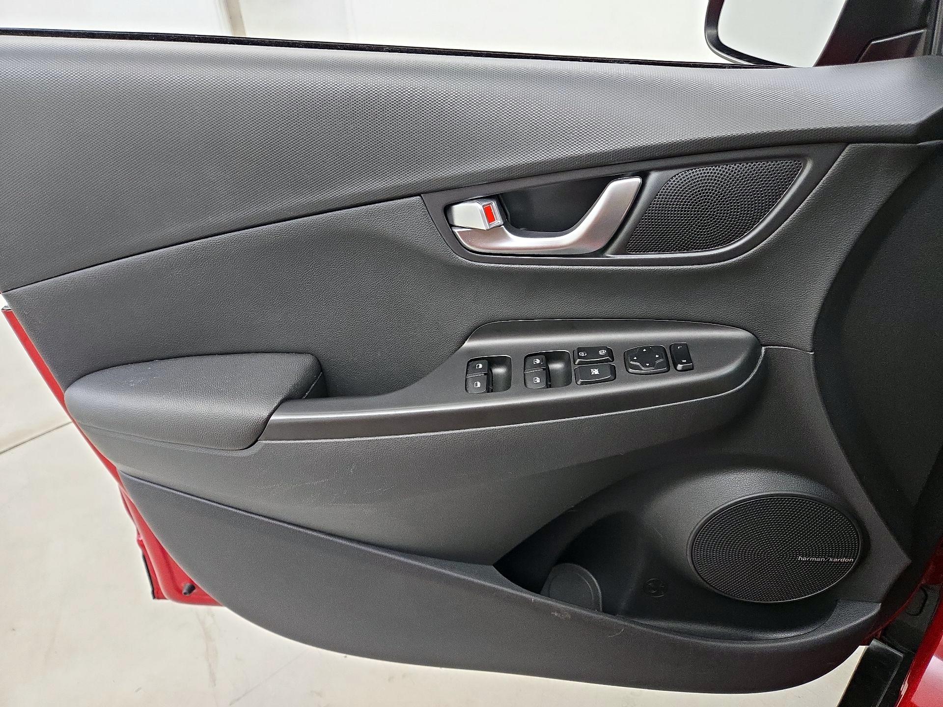 Thumbnail: 2022 Hyundai Kona - 12