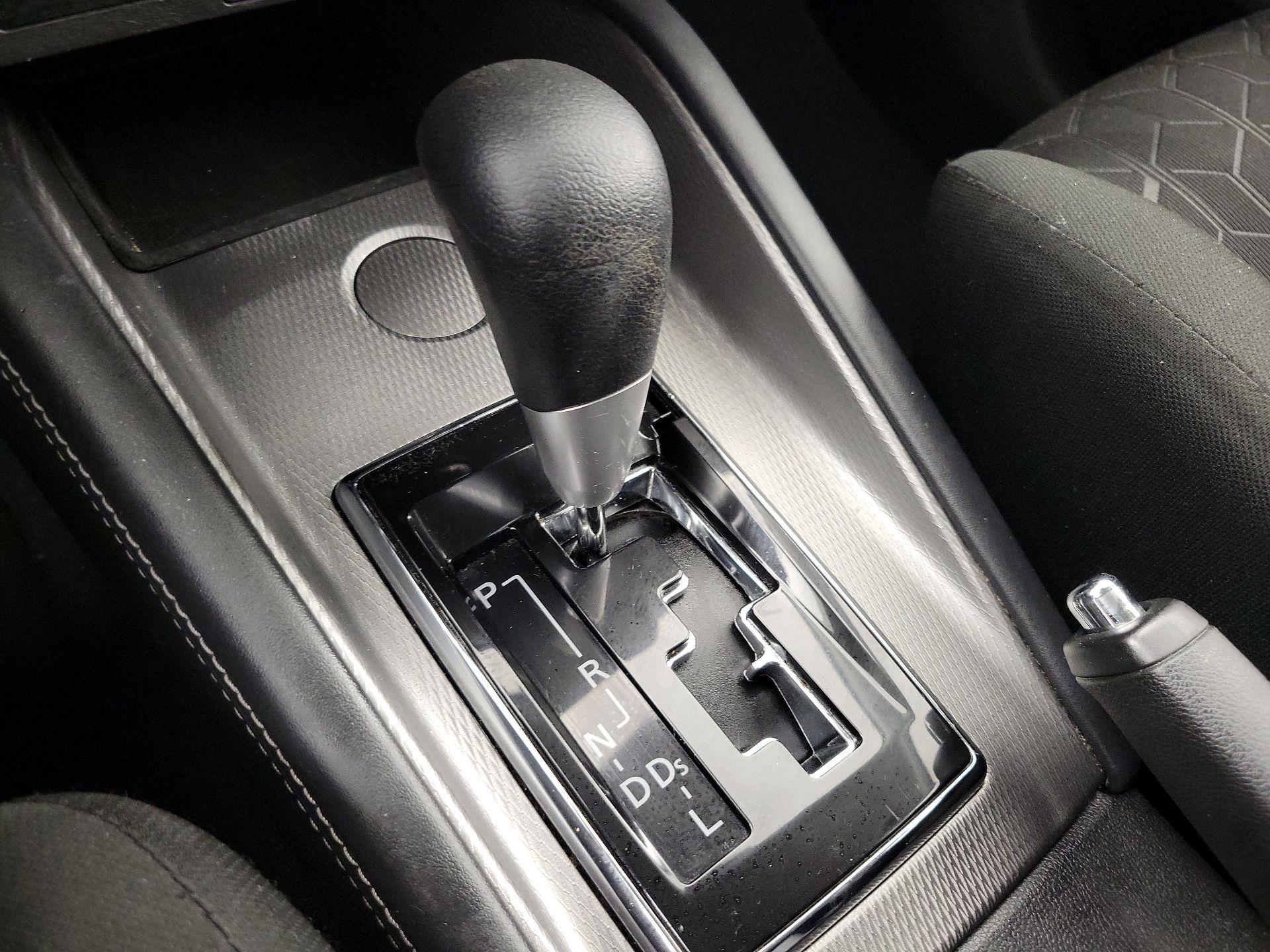 Thumbnail: 2022 Mitsubishi Outlander Sport - 17