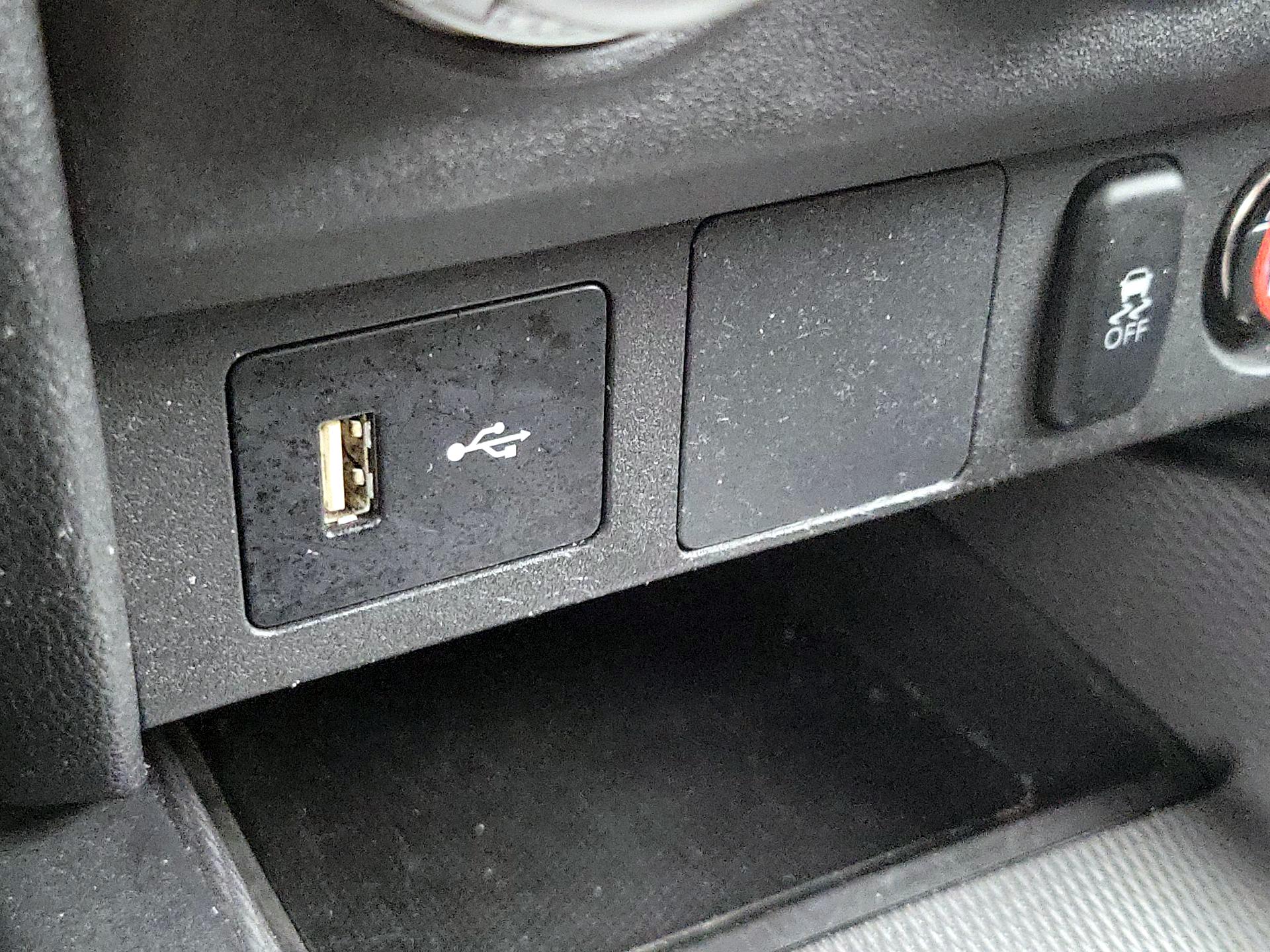 Thumbnail: 2022 Mitsubishi Outlander Sport - 18