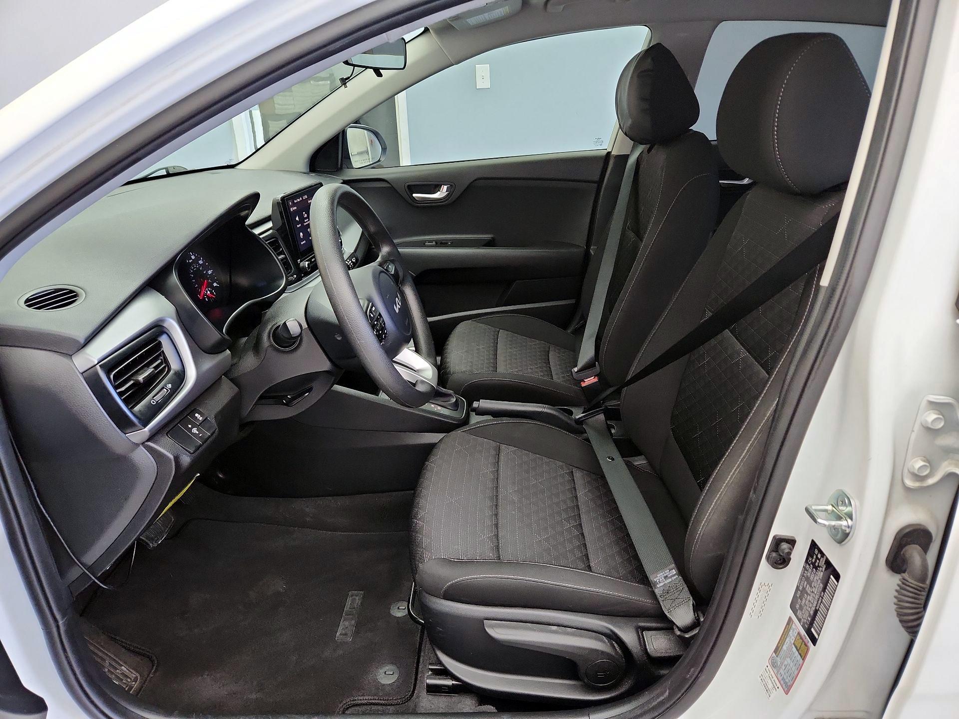 Thumbnail: 2023 Kia Rio - 11